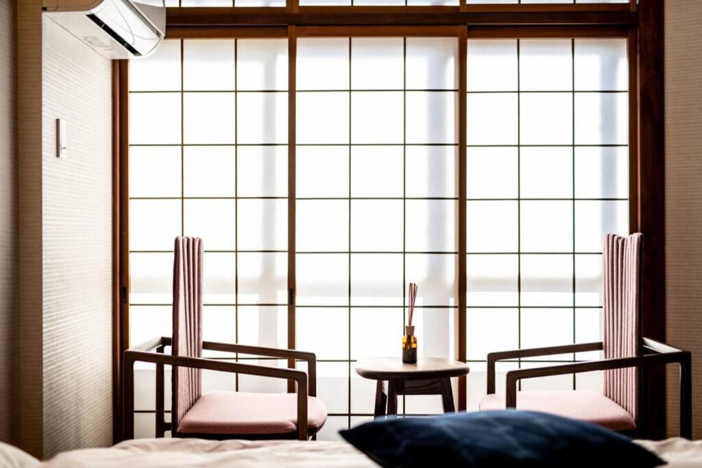 One-Bedroom House - Photo 31