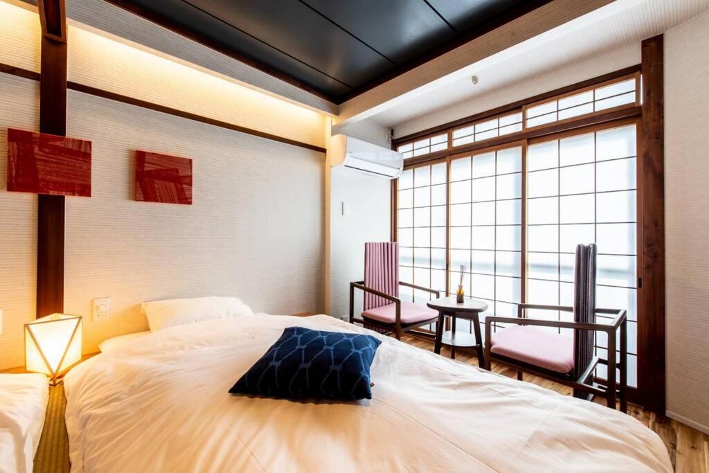 One-Bedroom House - Photo 20