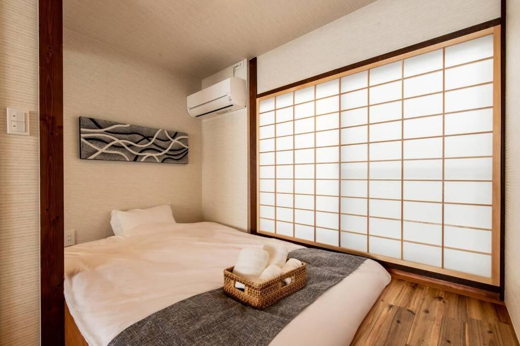 One-Bedroom House - Photo 16