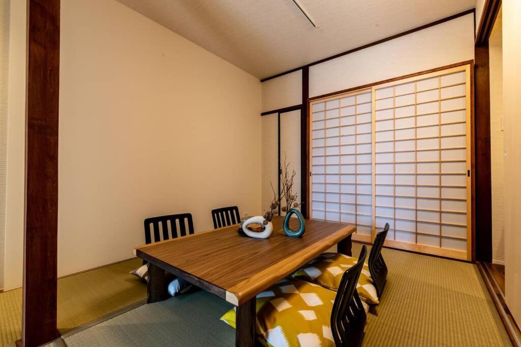 One-Bedroom House - Photo 11