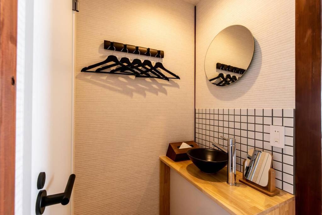 One-Bedroom House - Photo 9