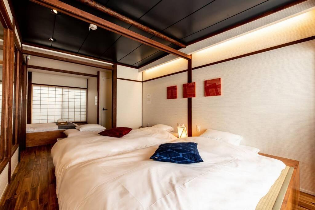 One-Bedroom House - Photo 4
