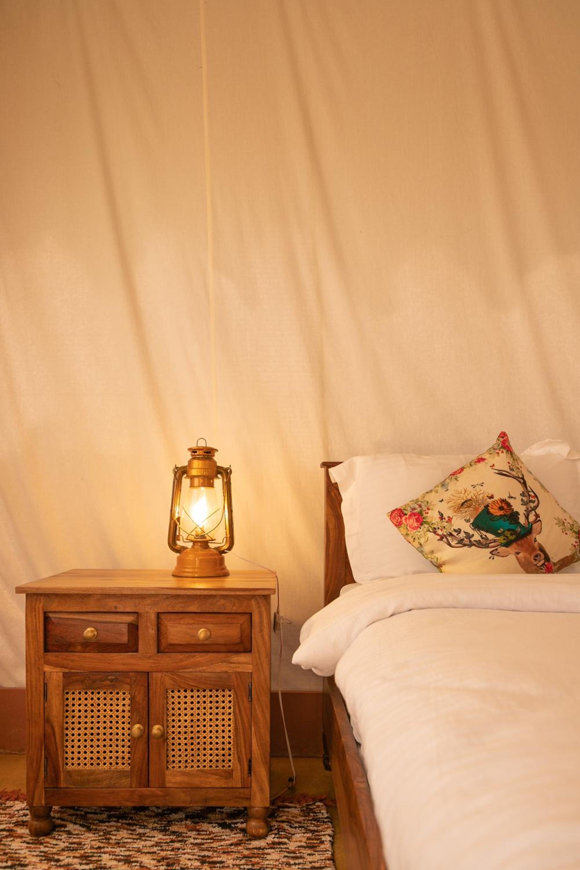 Tent - Photo 3