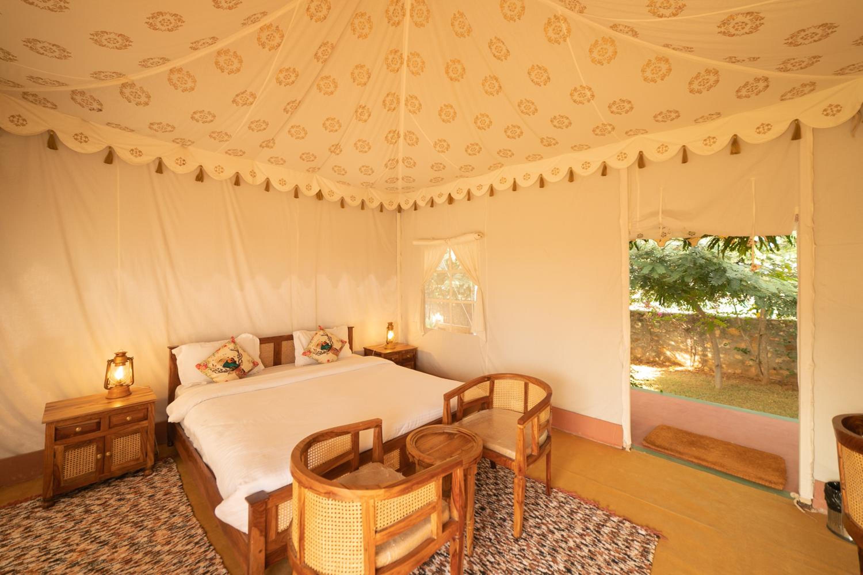 Tent - Photo 14