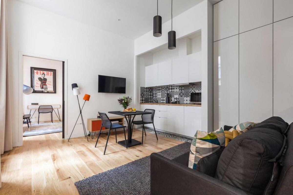 Apartment photo 2
