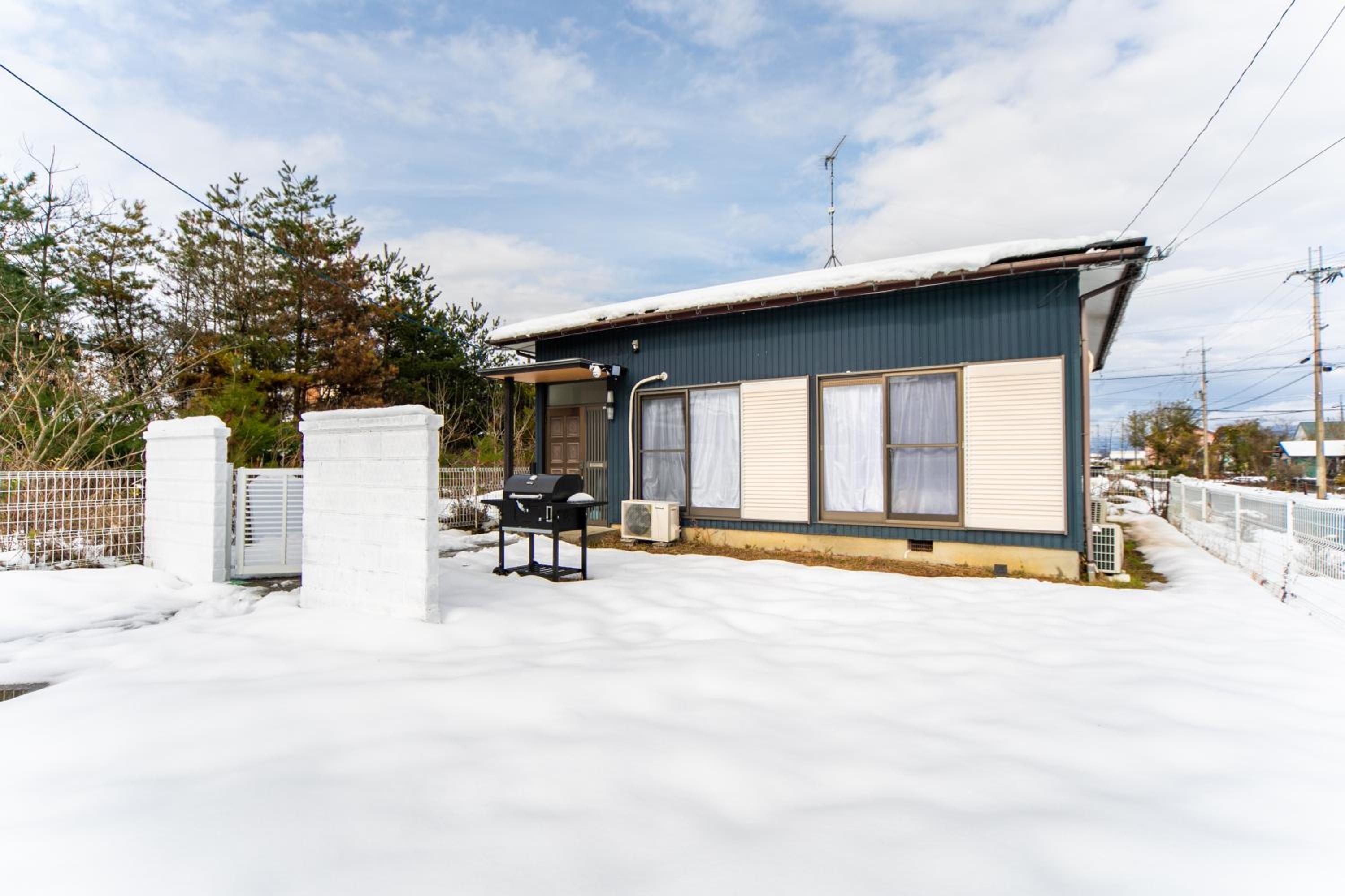 Two-Bedroom House - Photo 31