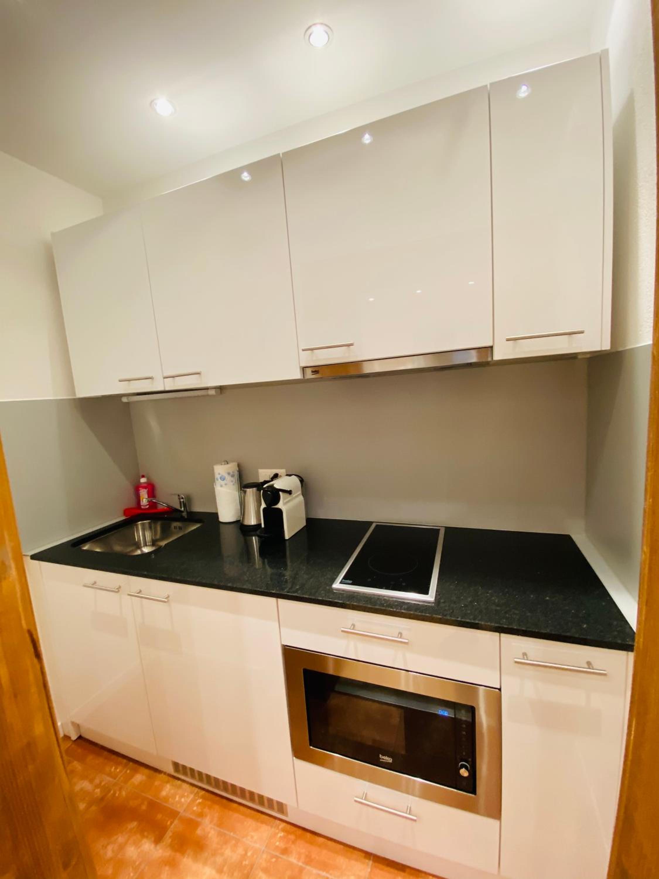 Triple Room - Photo 6