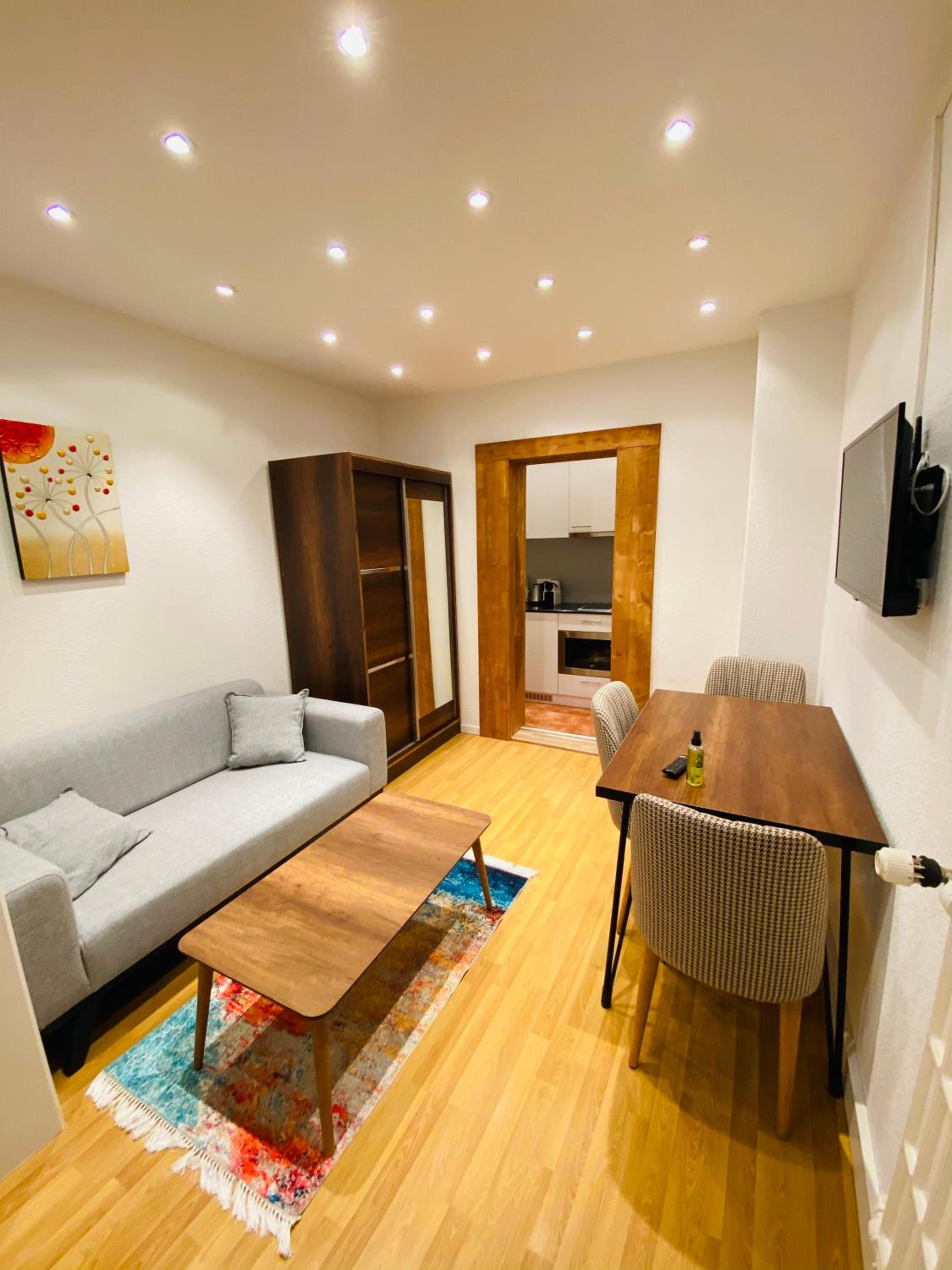 Triple Room - Photo 7