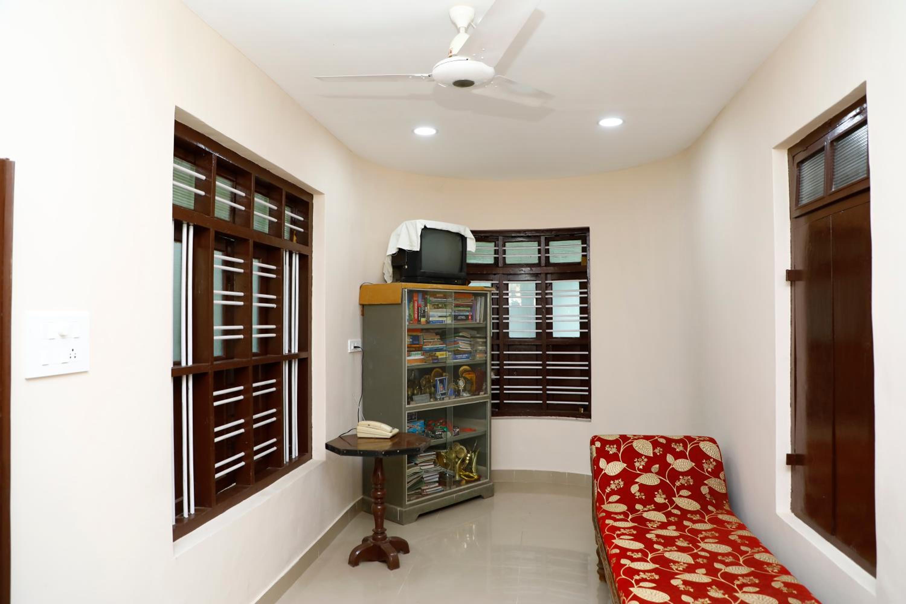Three-Bedroom Vacation Home  photo 1