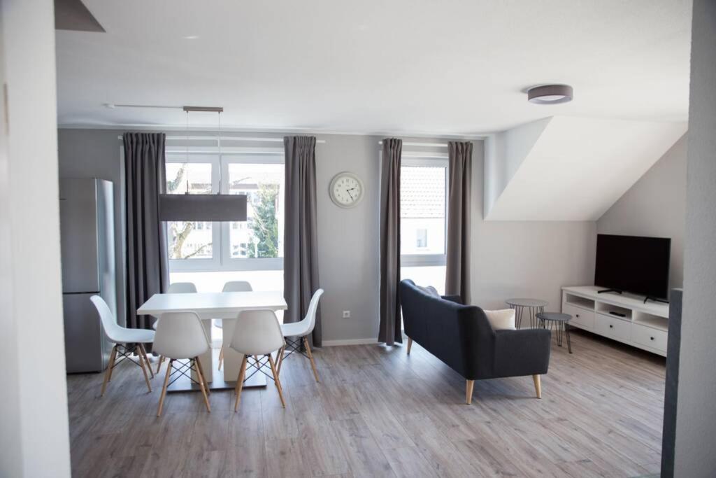 Three-Bedroom Apartment photo 1
