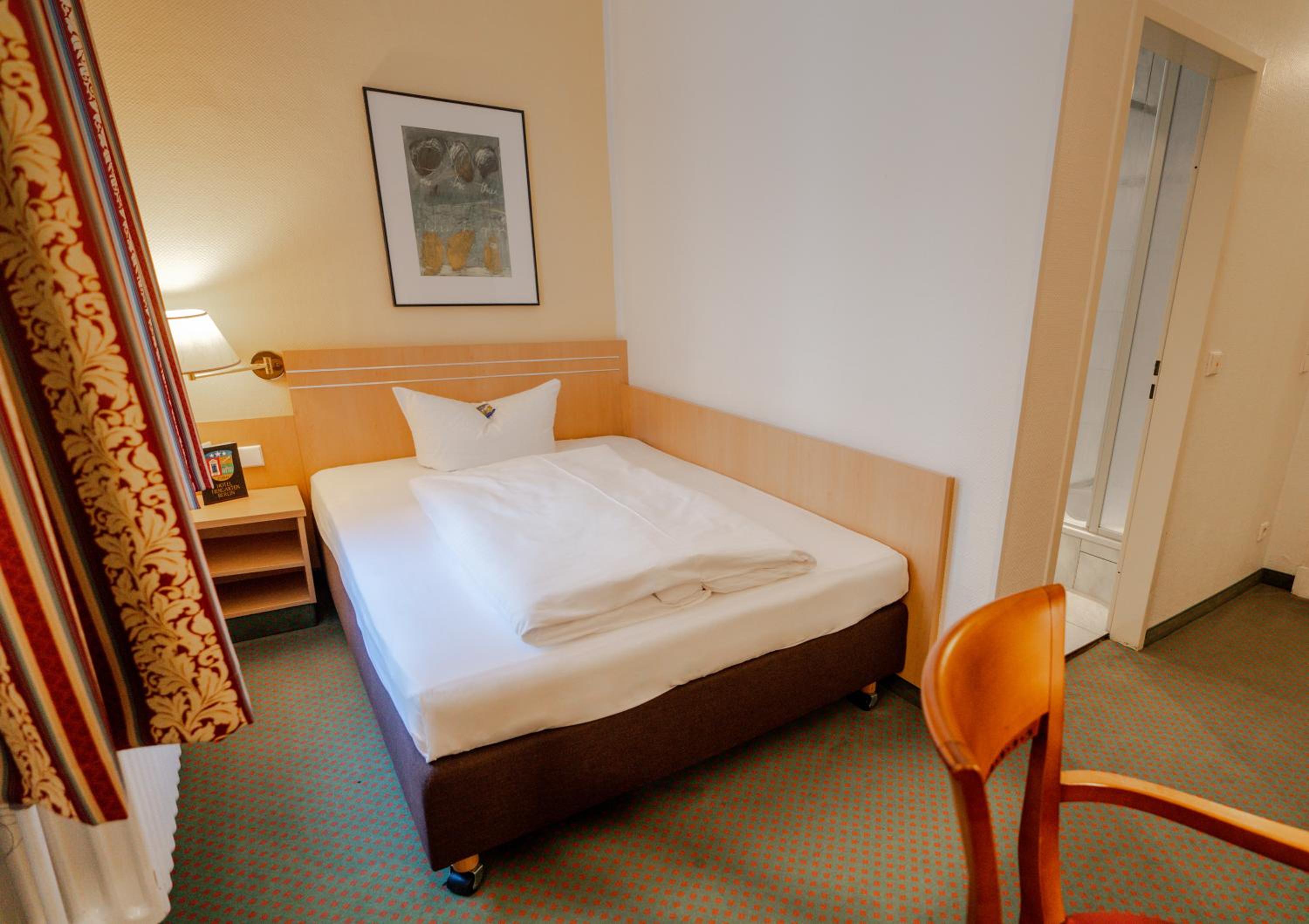 Single Room photo 2