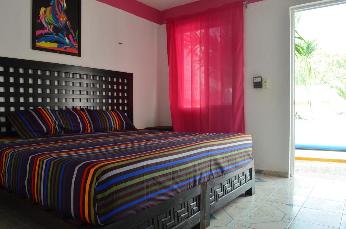 King Room with Pool View photo 3