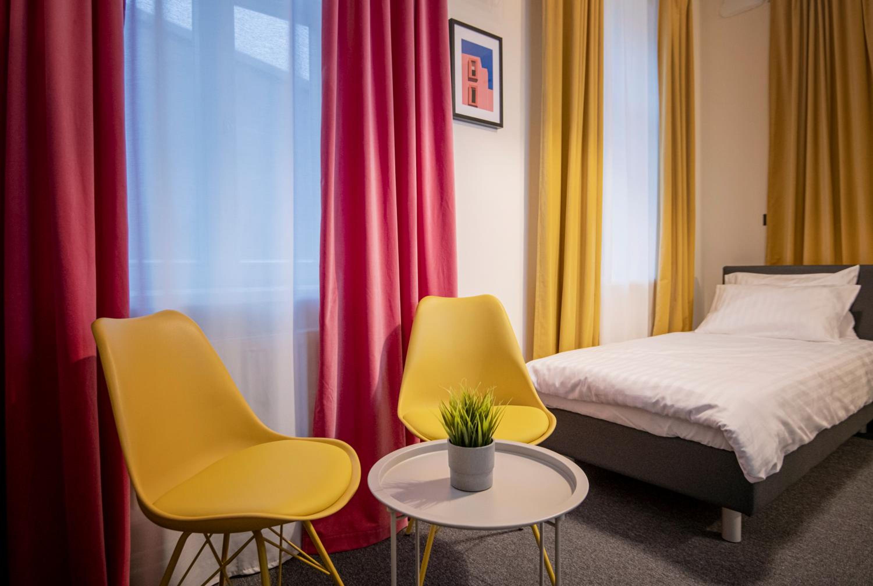 Classic Triple Room - Photo 1
