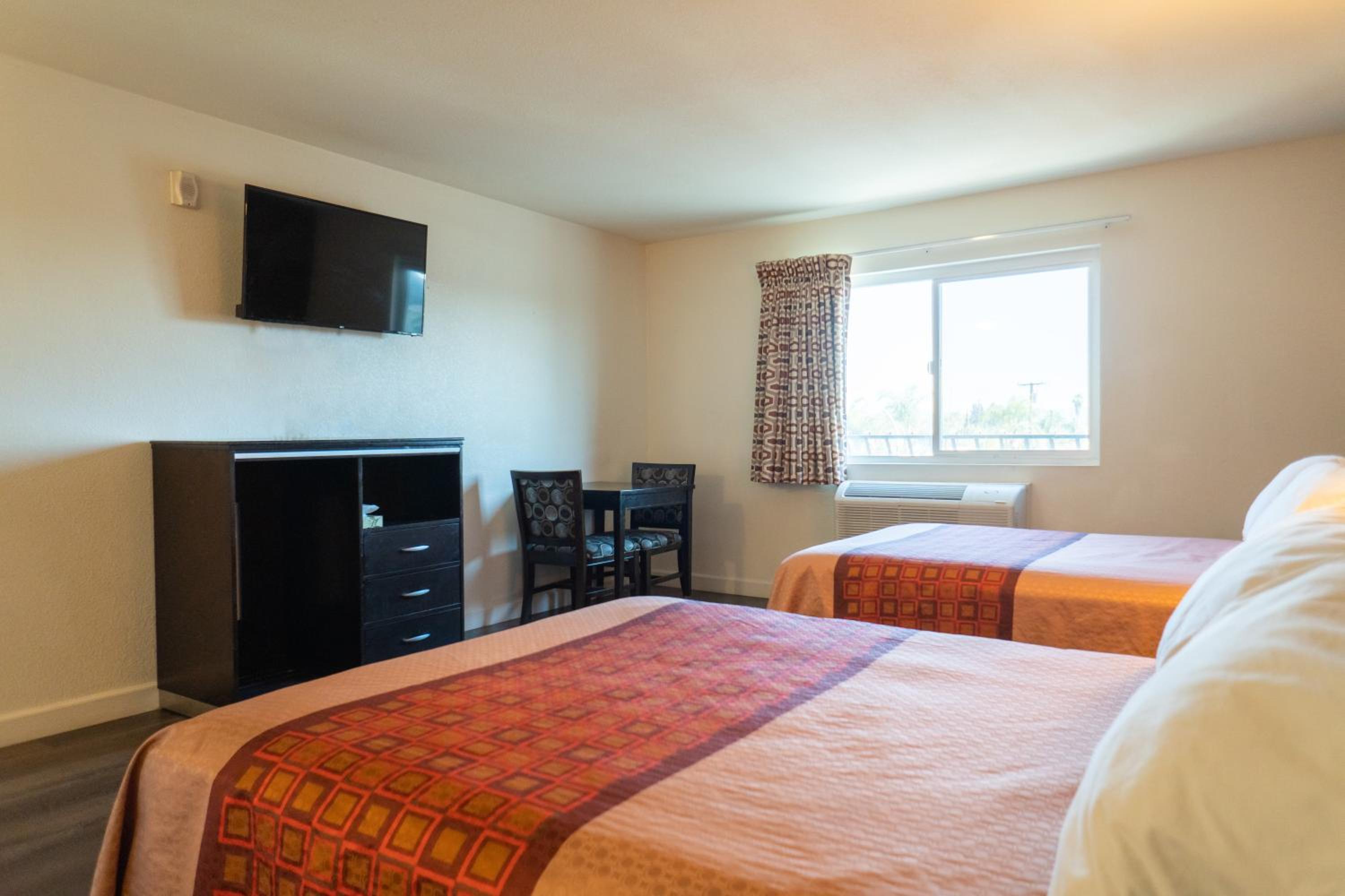 Deluxe Double Room - Photo 3