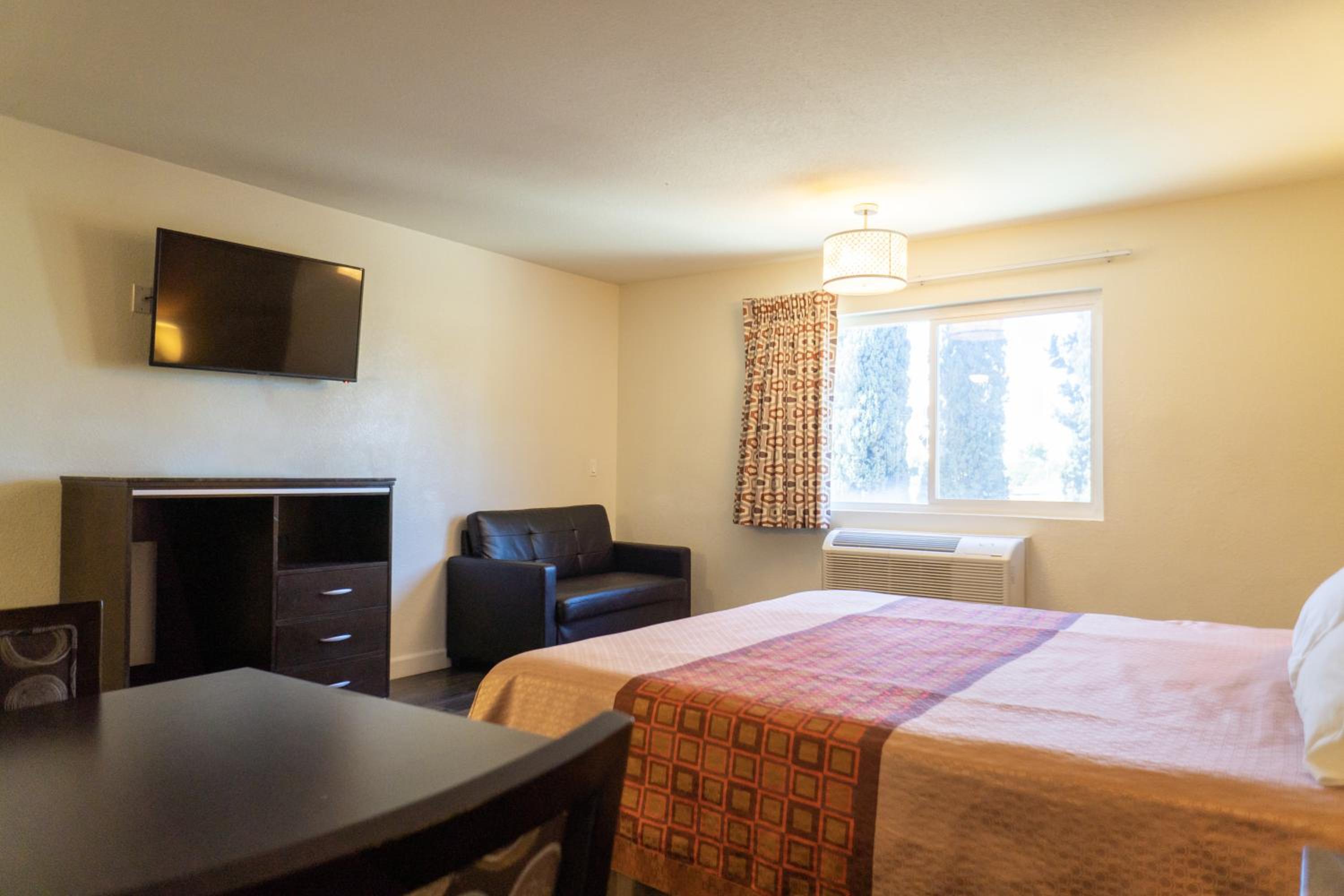 Superior King Room - Photo 2