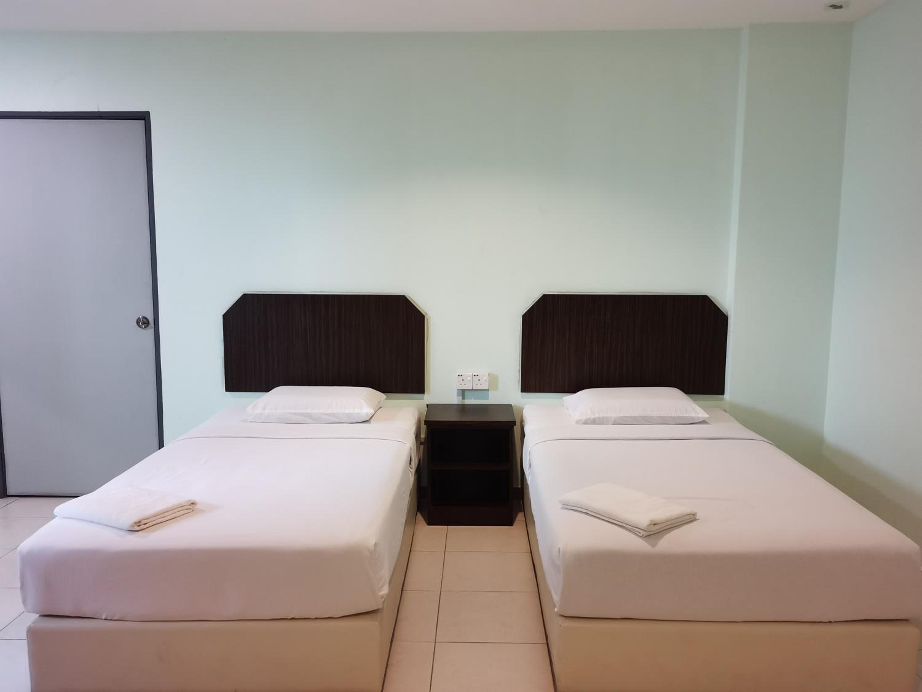 Deluxe Twin Room photo 2
