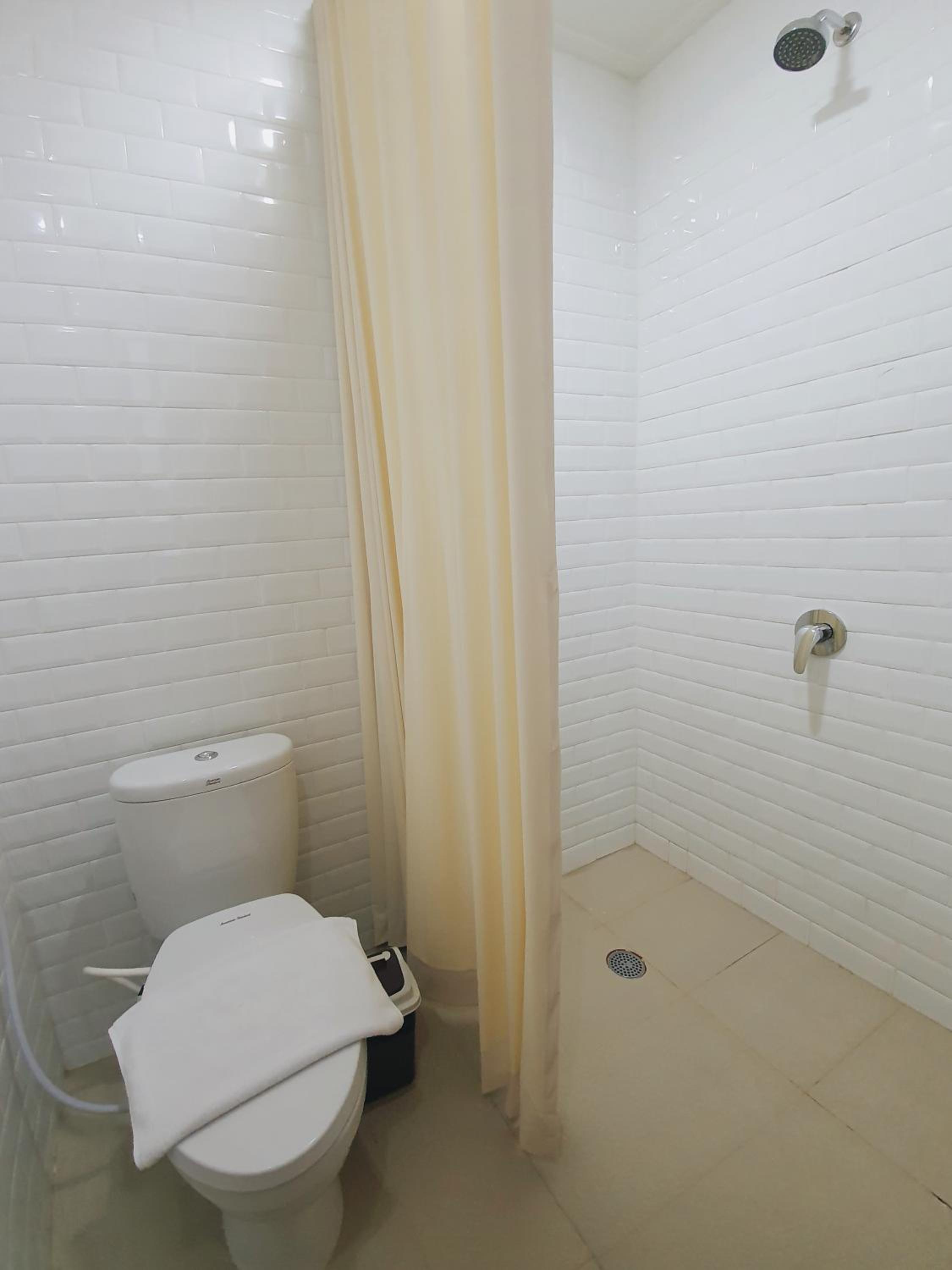 Double Room with Garden View - Photo 10