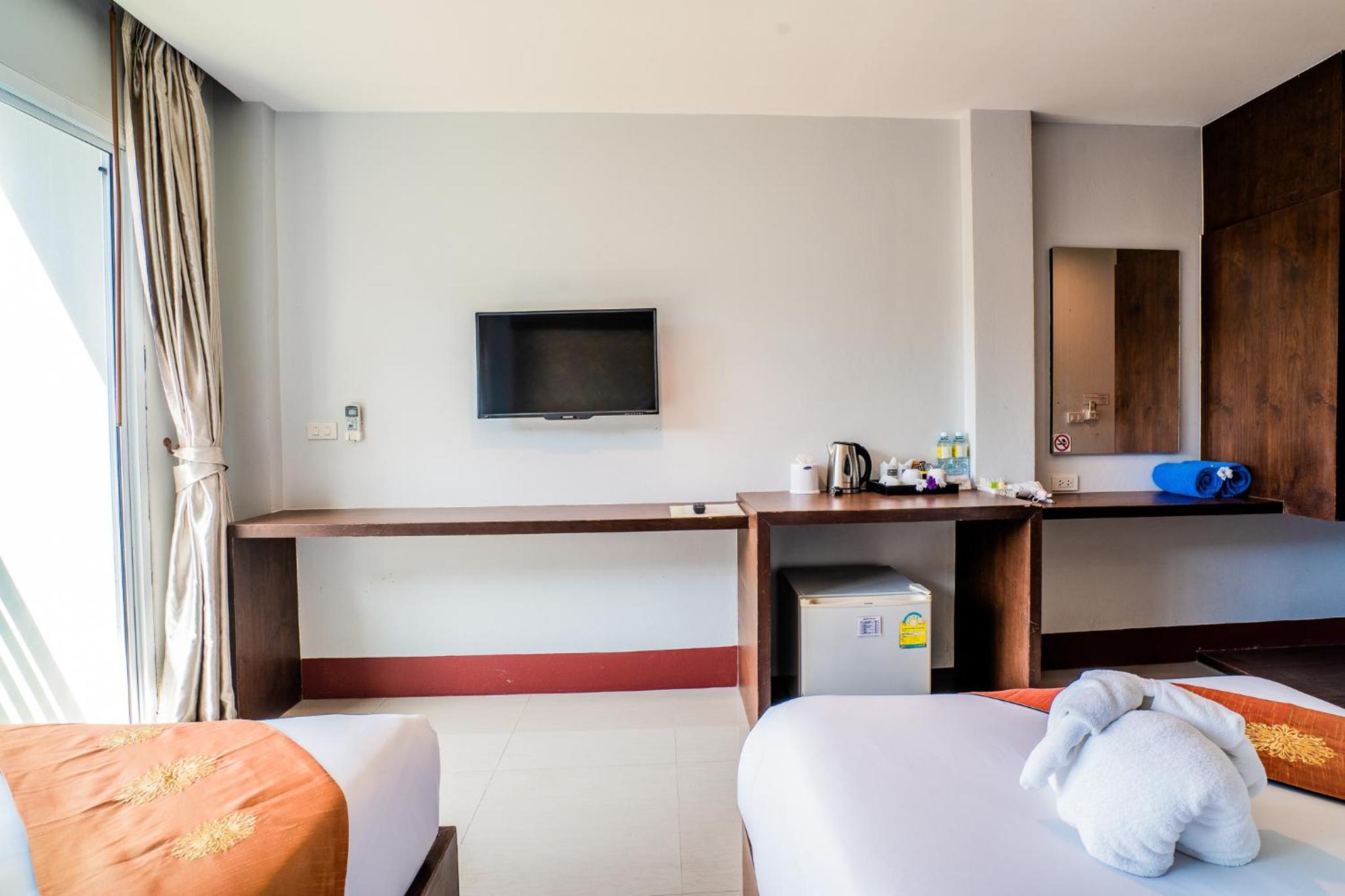 Standard Twin Room photo 2