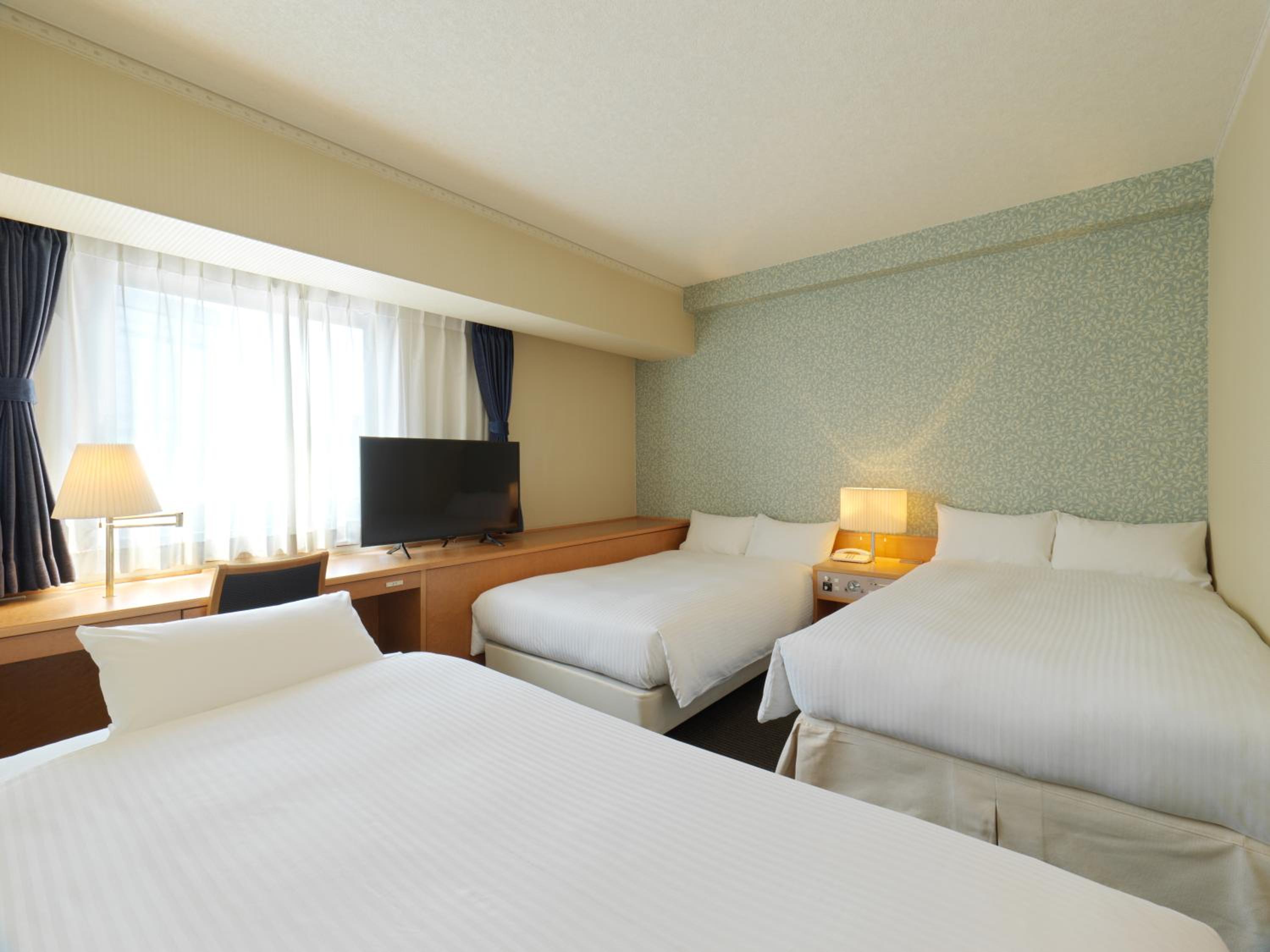 Triple Room - Non-Smoking