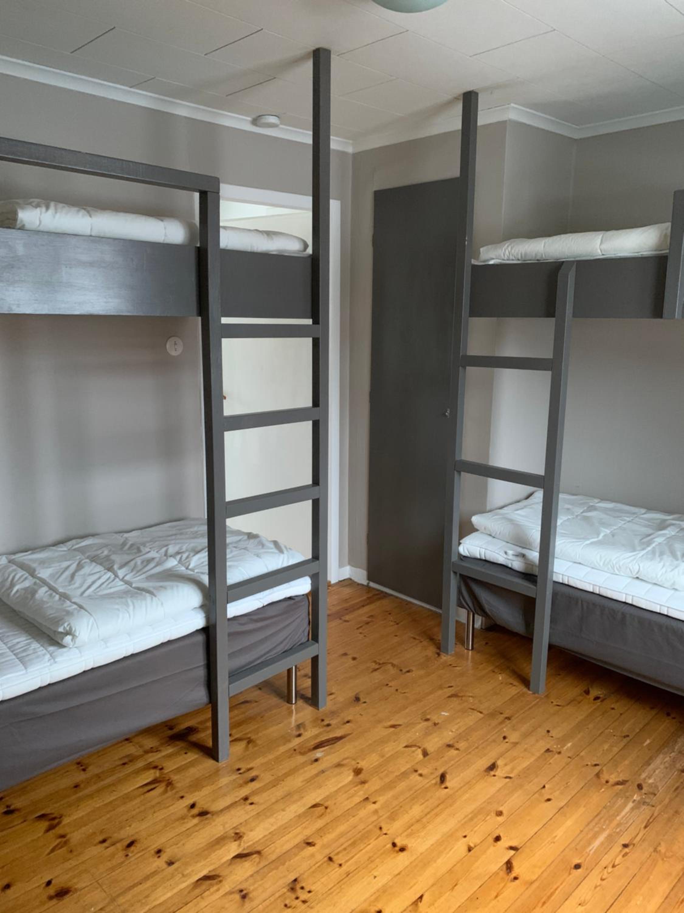 Four-Bedroom House - Photo 11