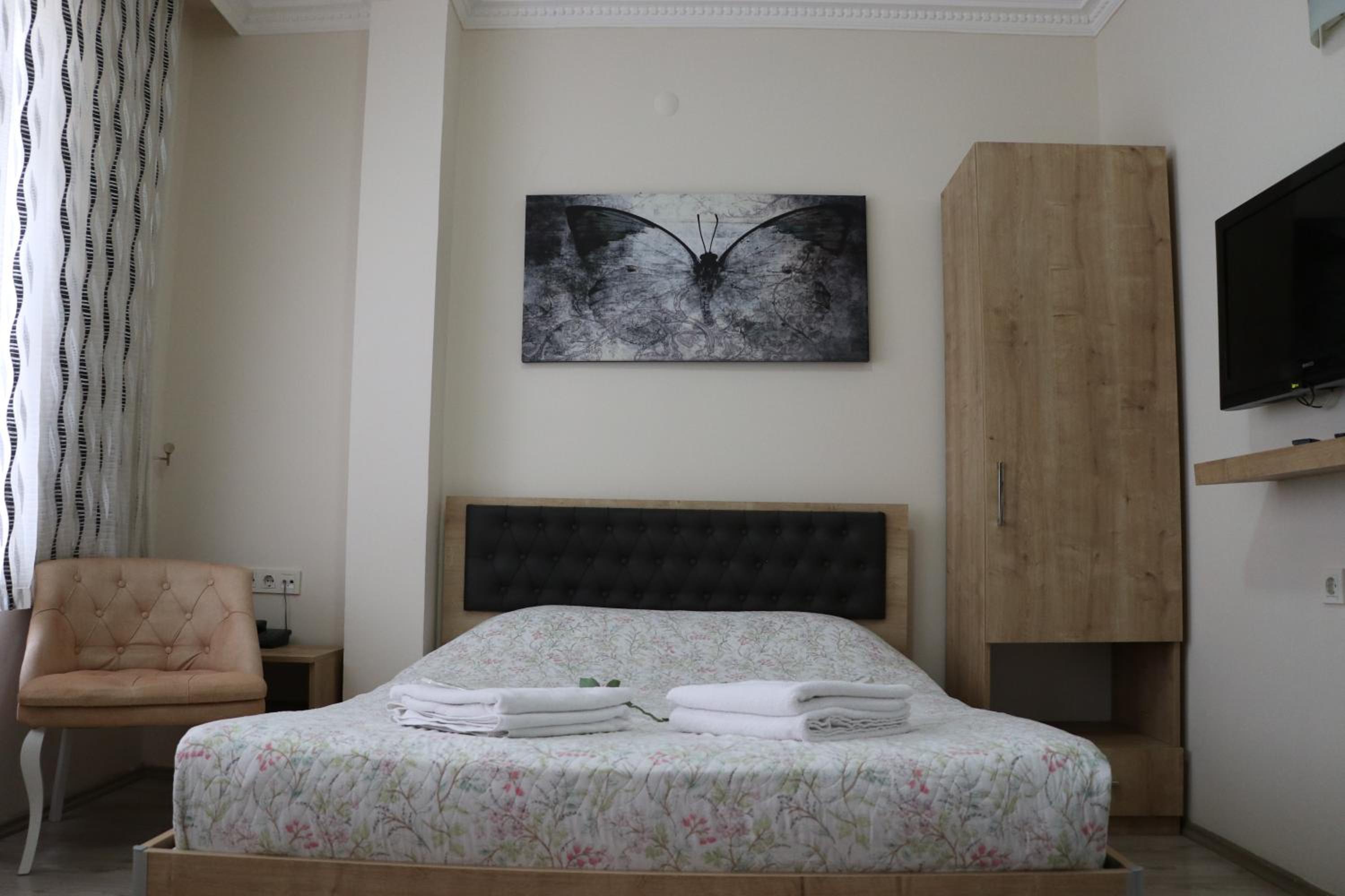Large Single Room photo 3