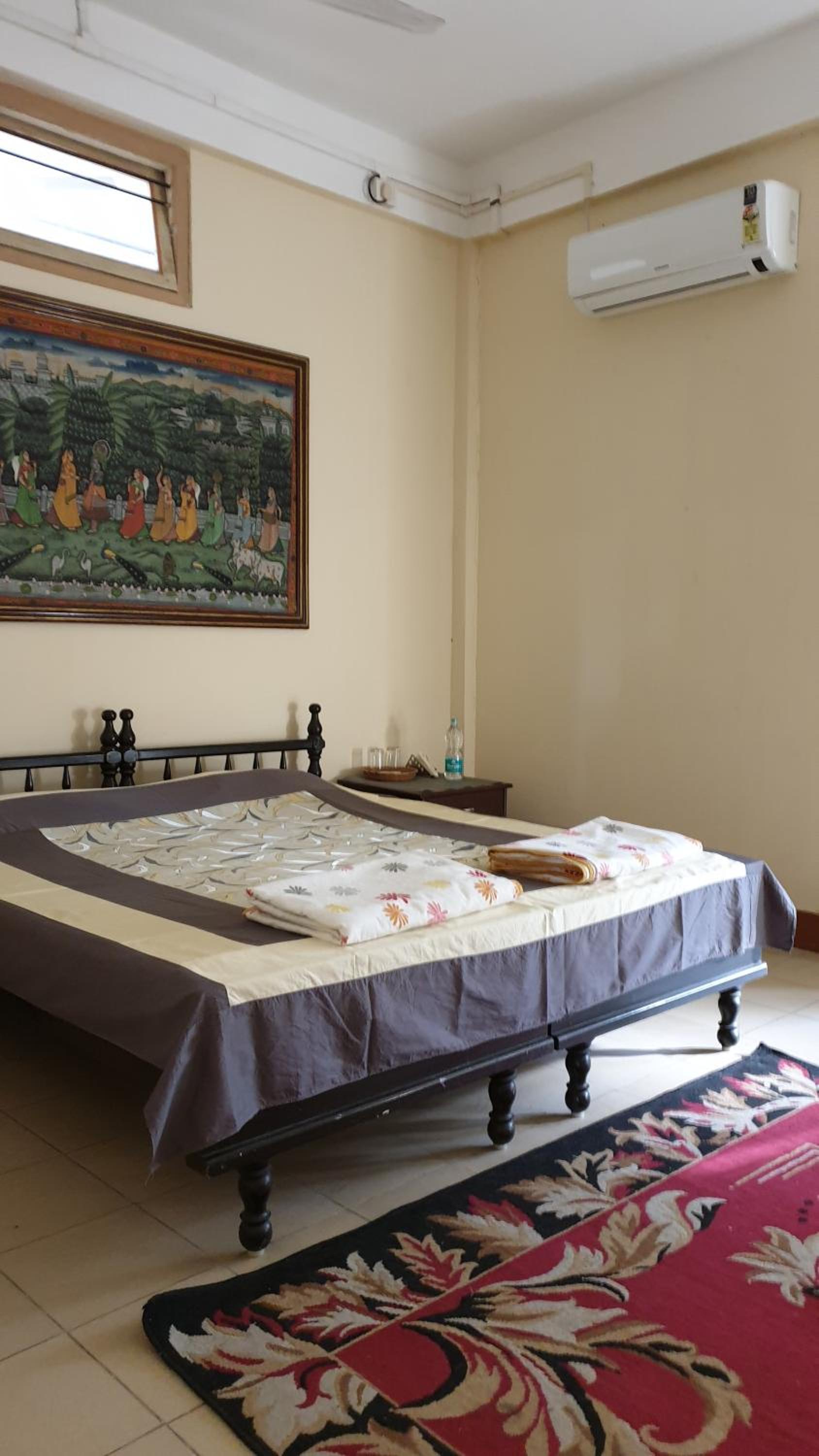 Deluxe King Room photo 1