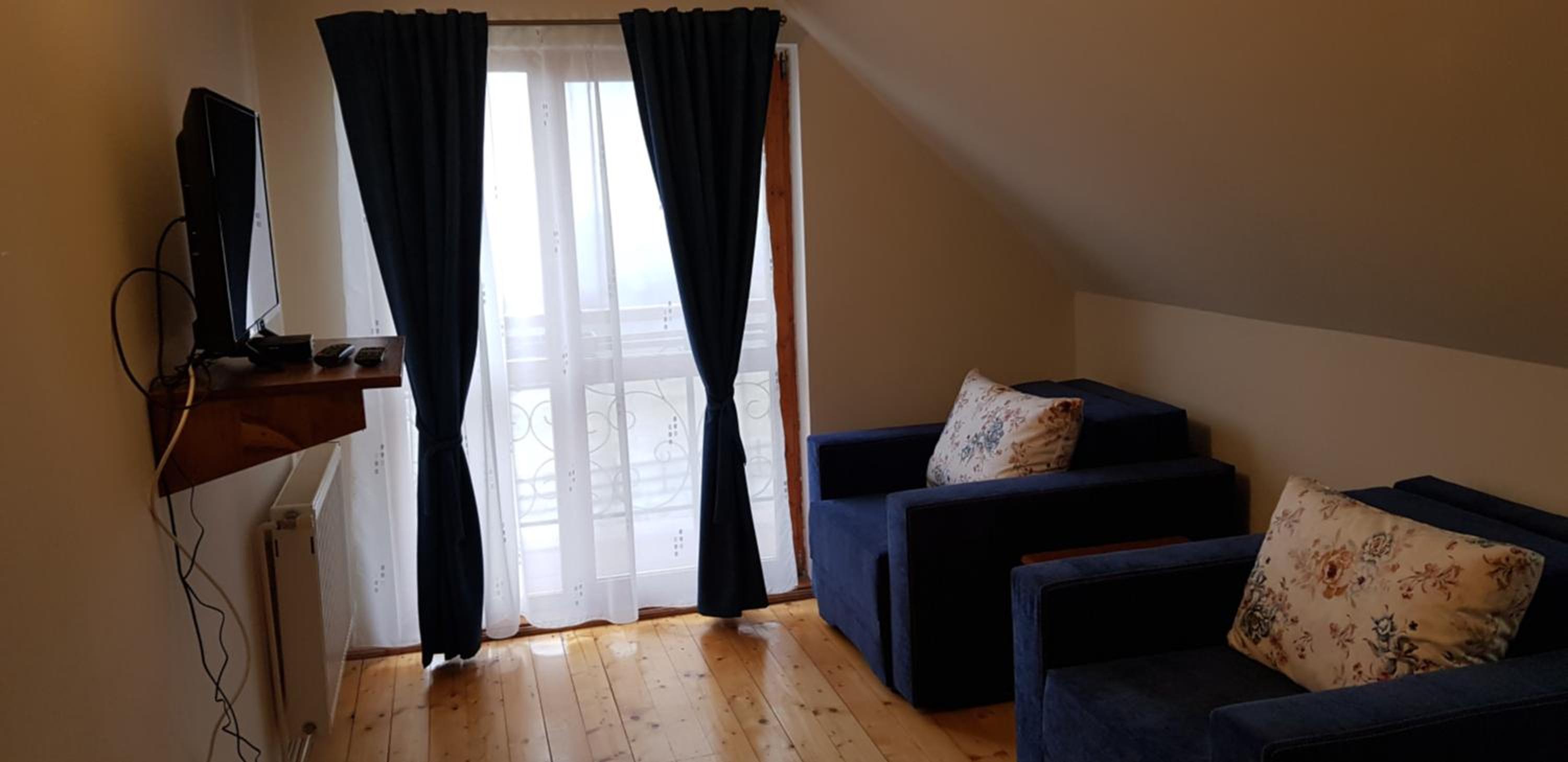 Suite with Balcony photo 1