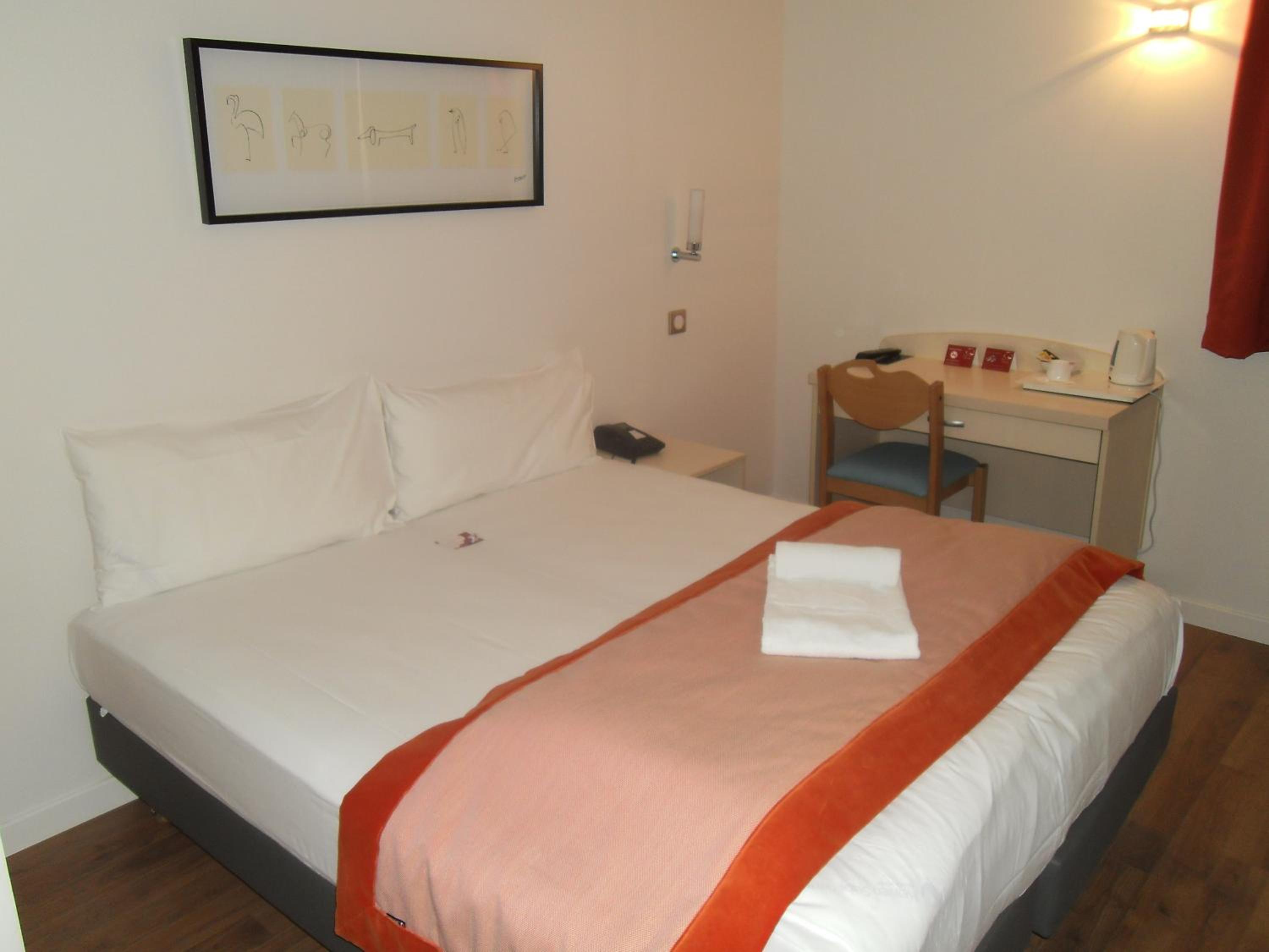 Standard Double Room photo 2