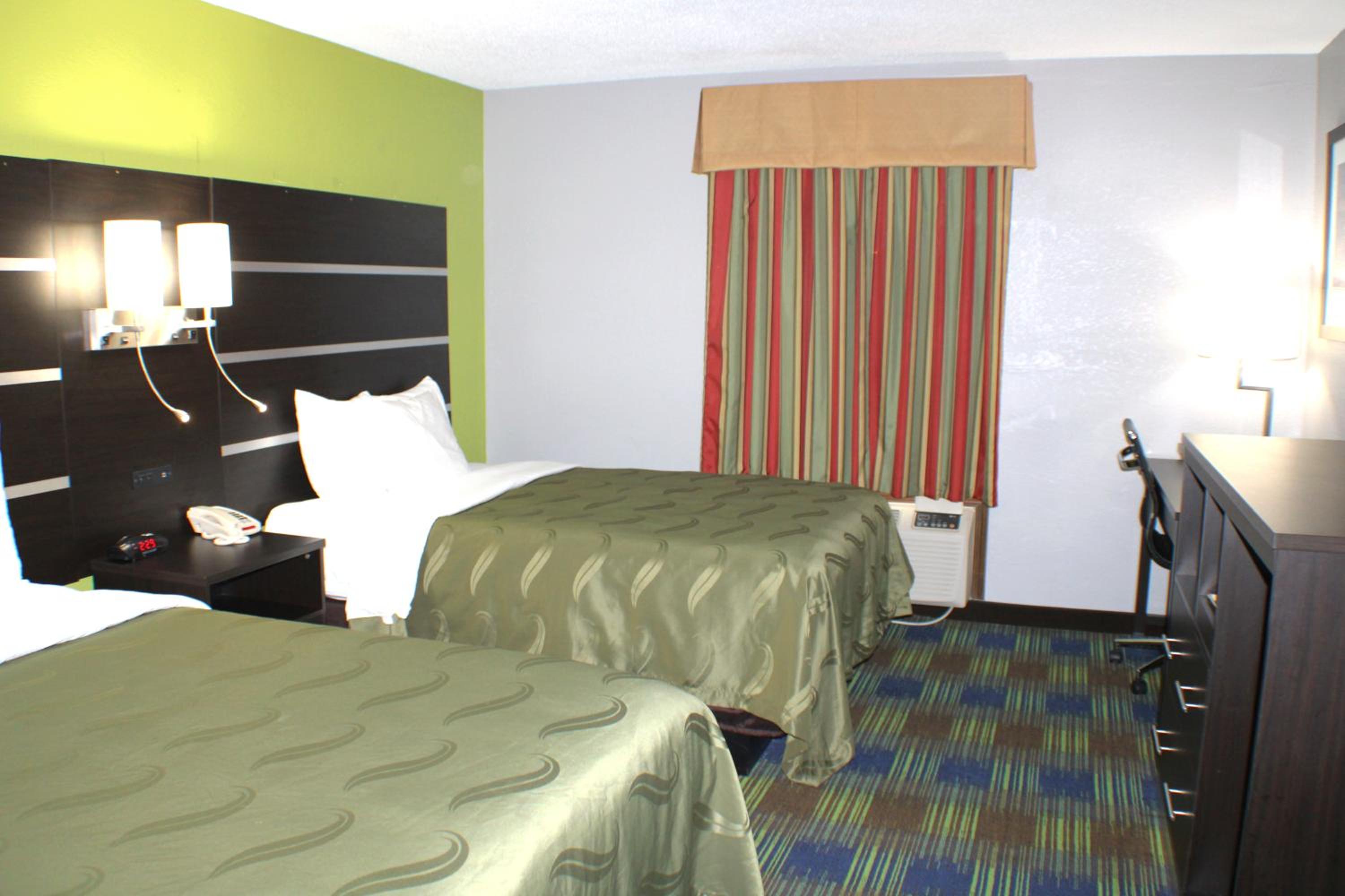 Quality Inn & Suites Bedford West, Foto 6