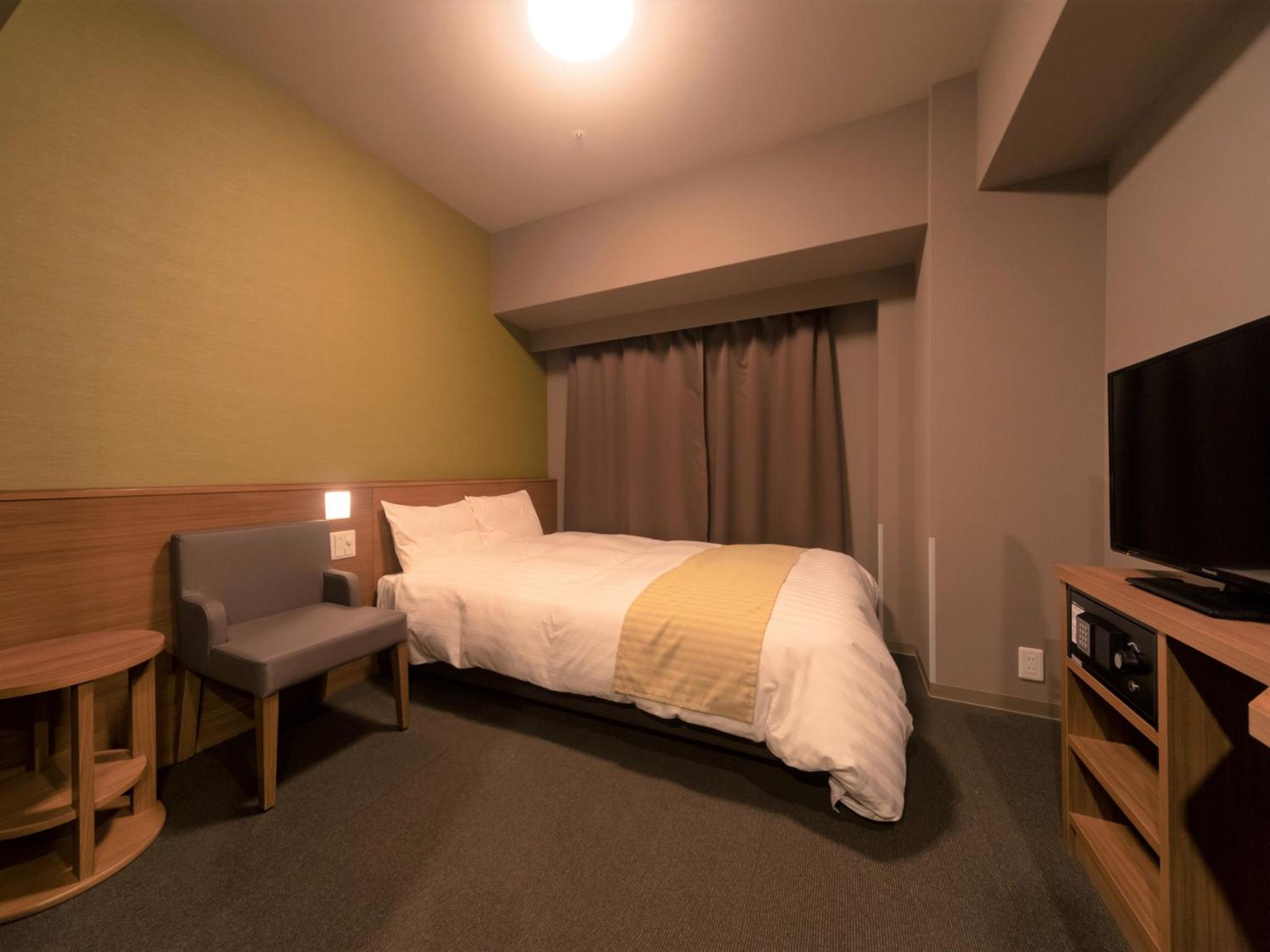 Room Selected at Check-In without Cleaning Service - Non-Smoking photo 1