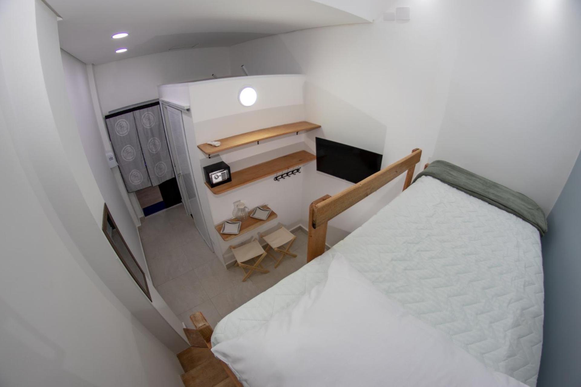 Double Room - Photo 7
