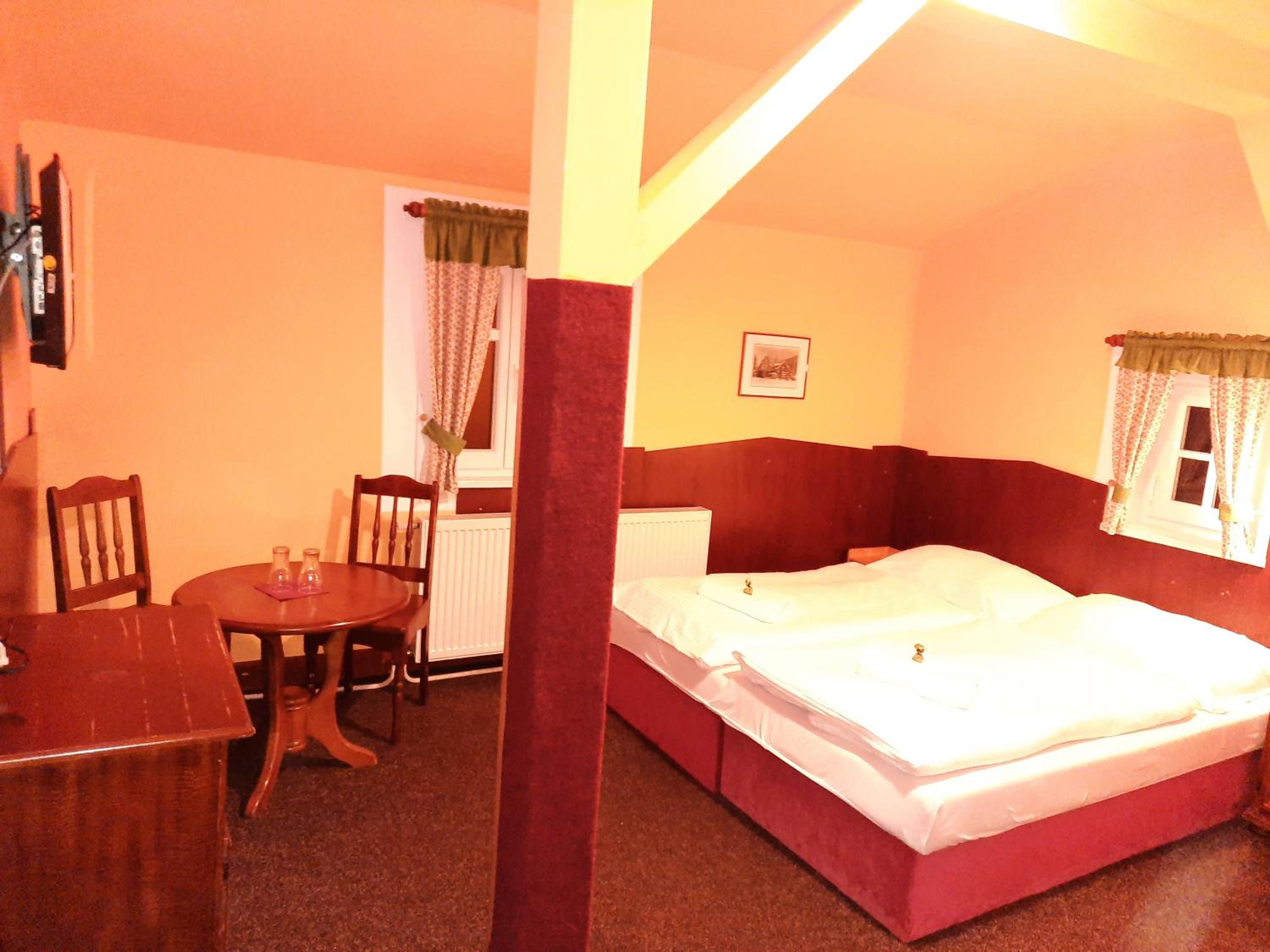Triple Room - Photo 5