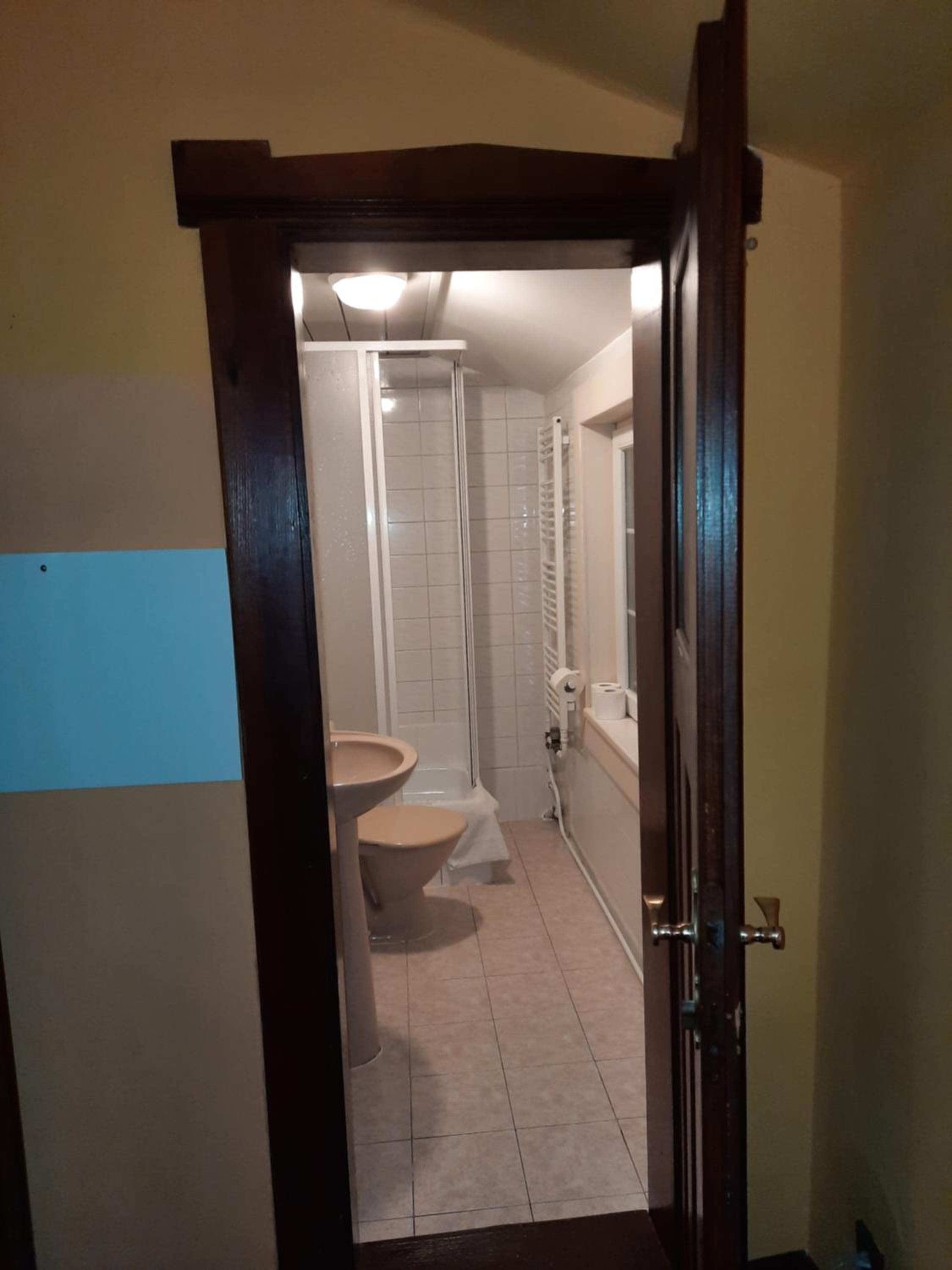 Triple Room with Bathroom photo 2