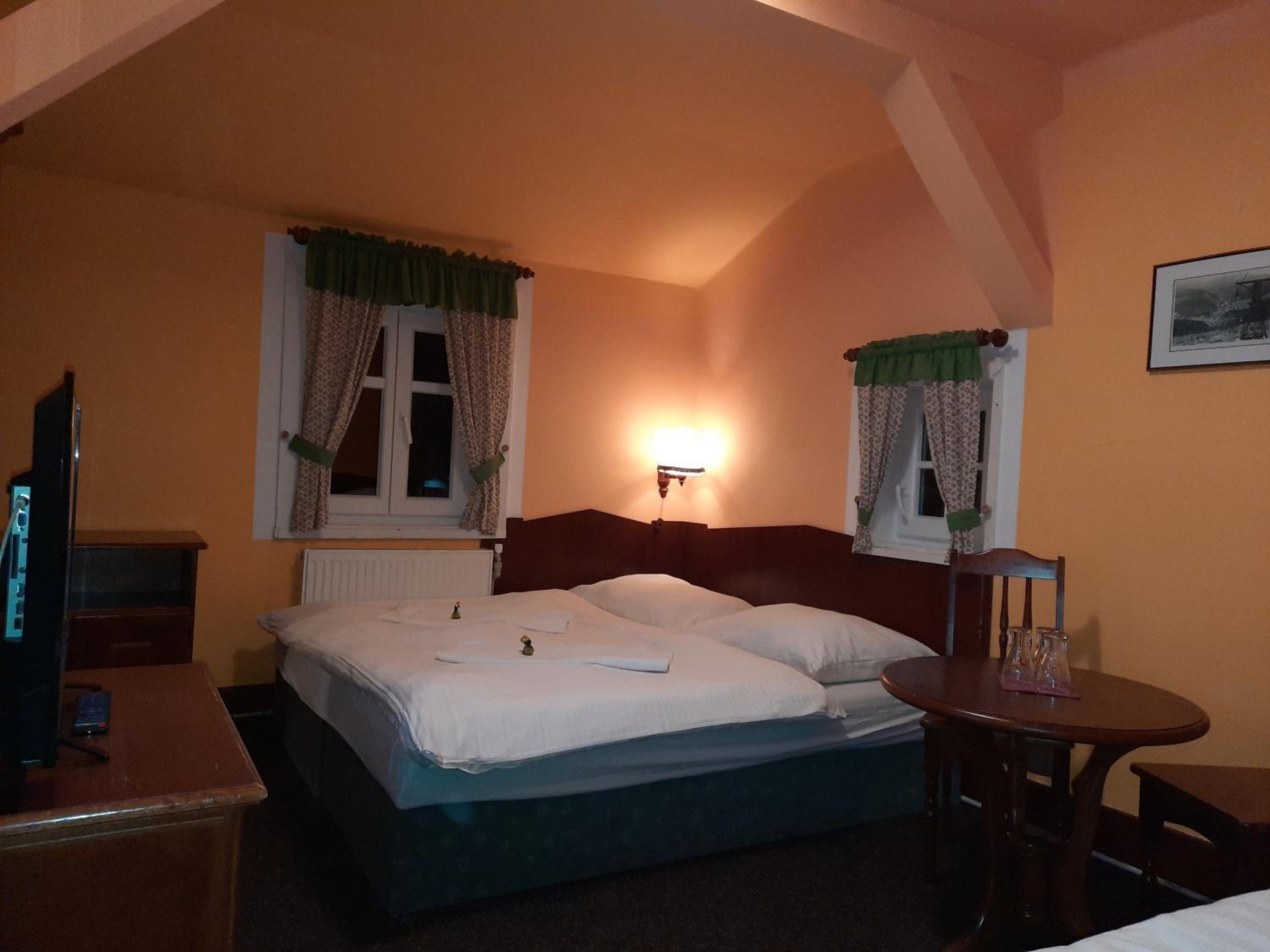 Triple Room with Bathroom photo 3