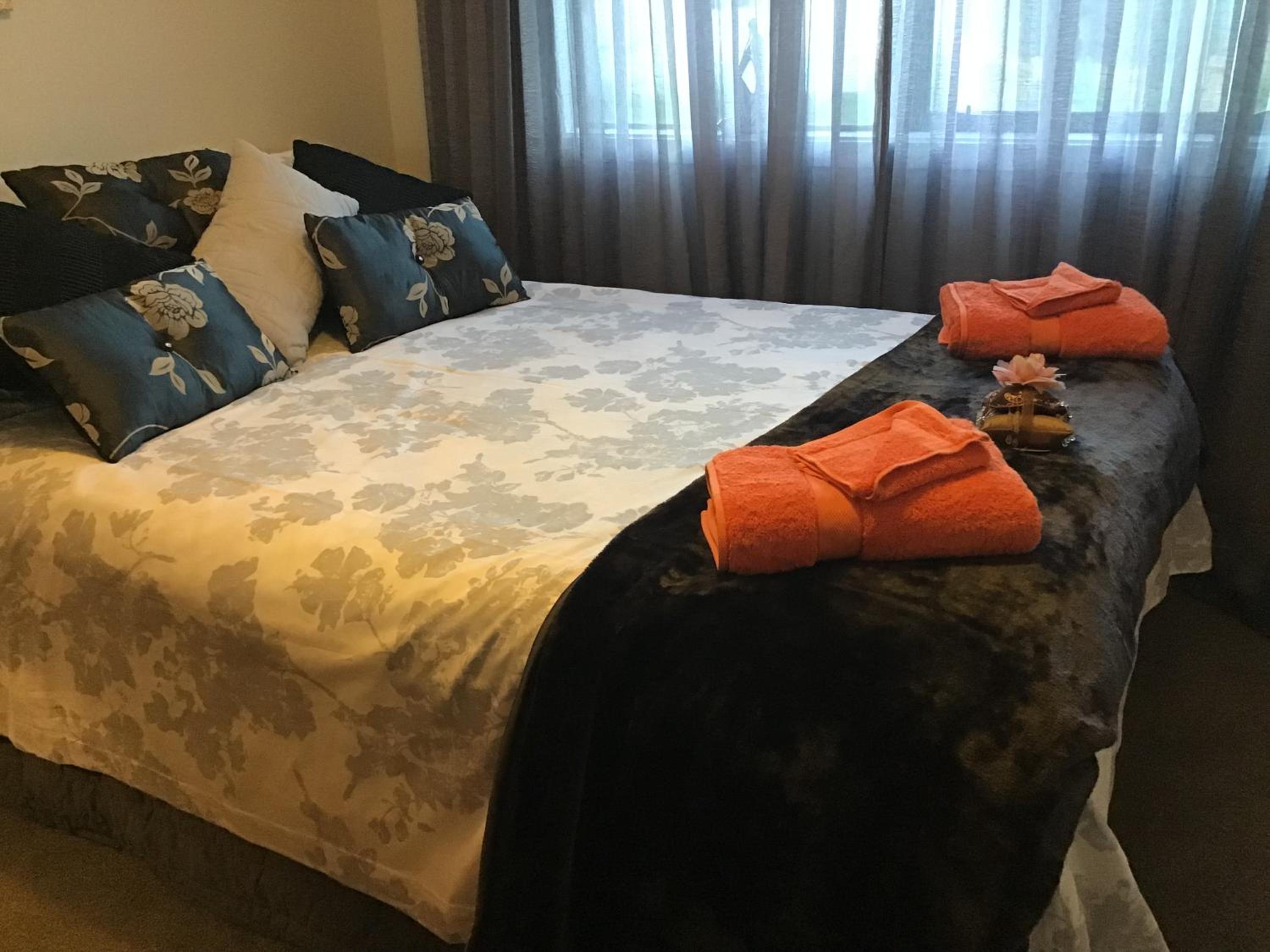 Double Room with Shared Bathroom photo 1