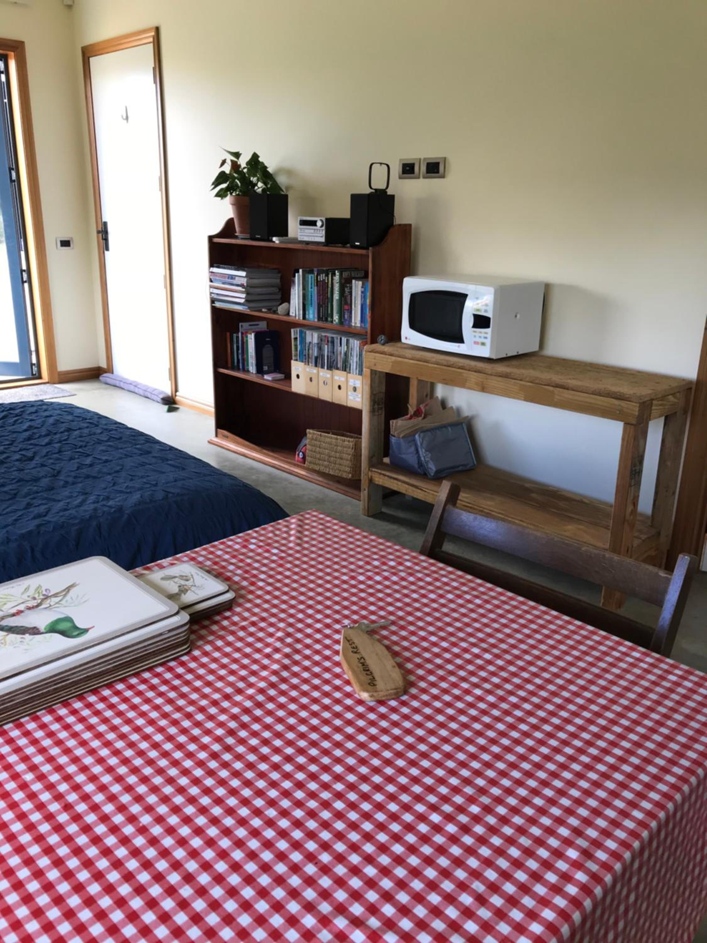Studio Apartment photo 1