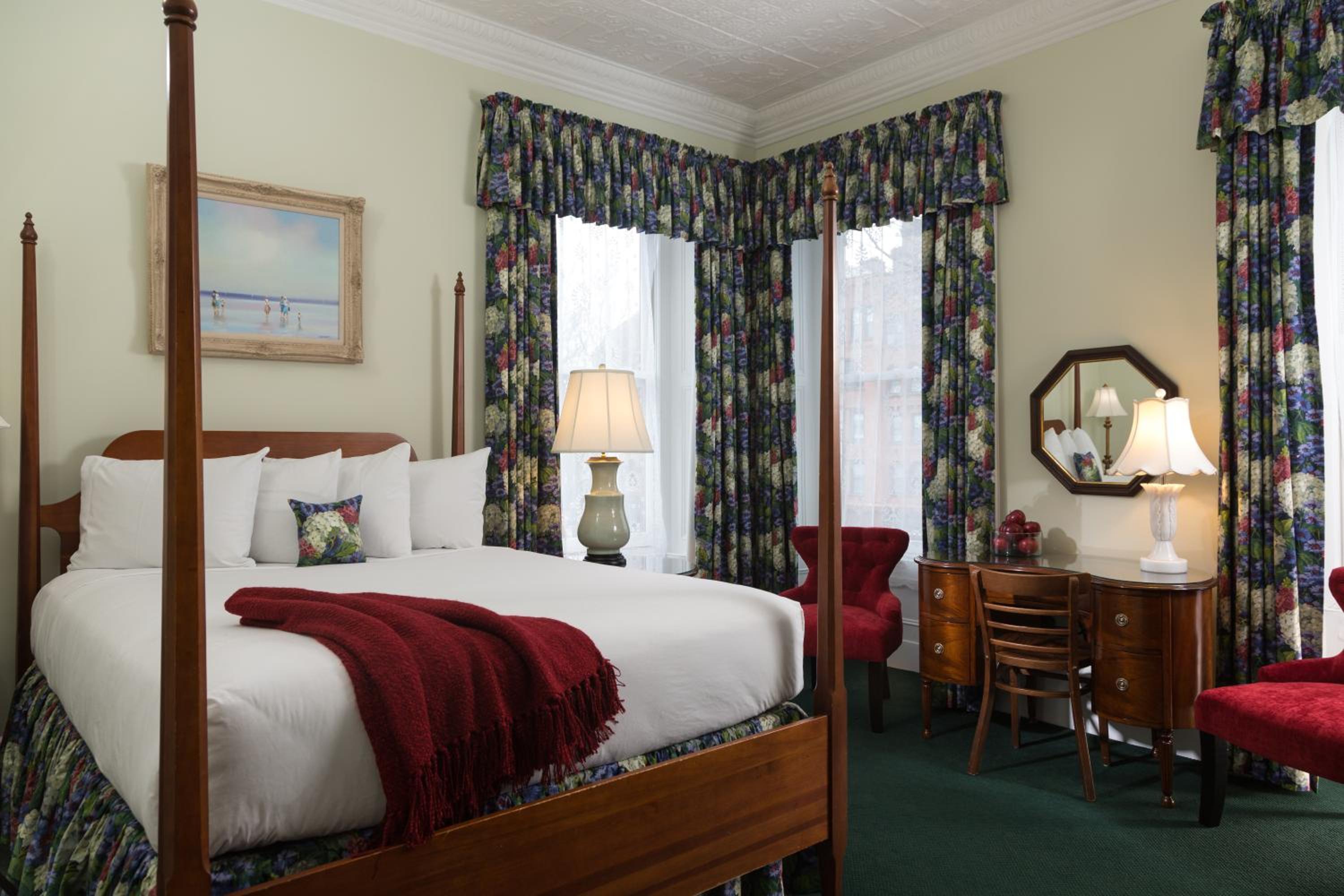 Queen Room