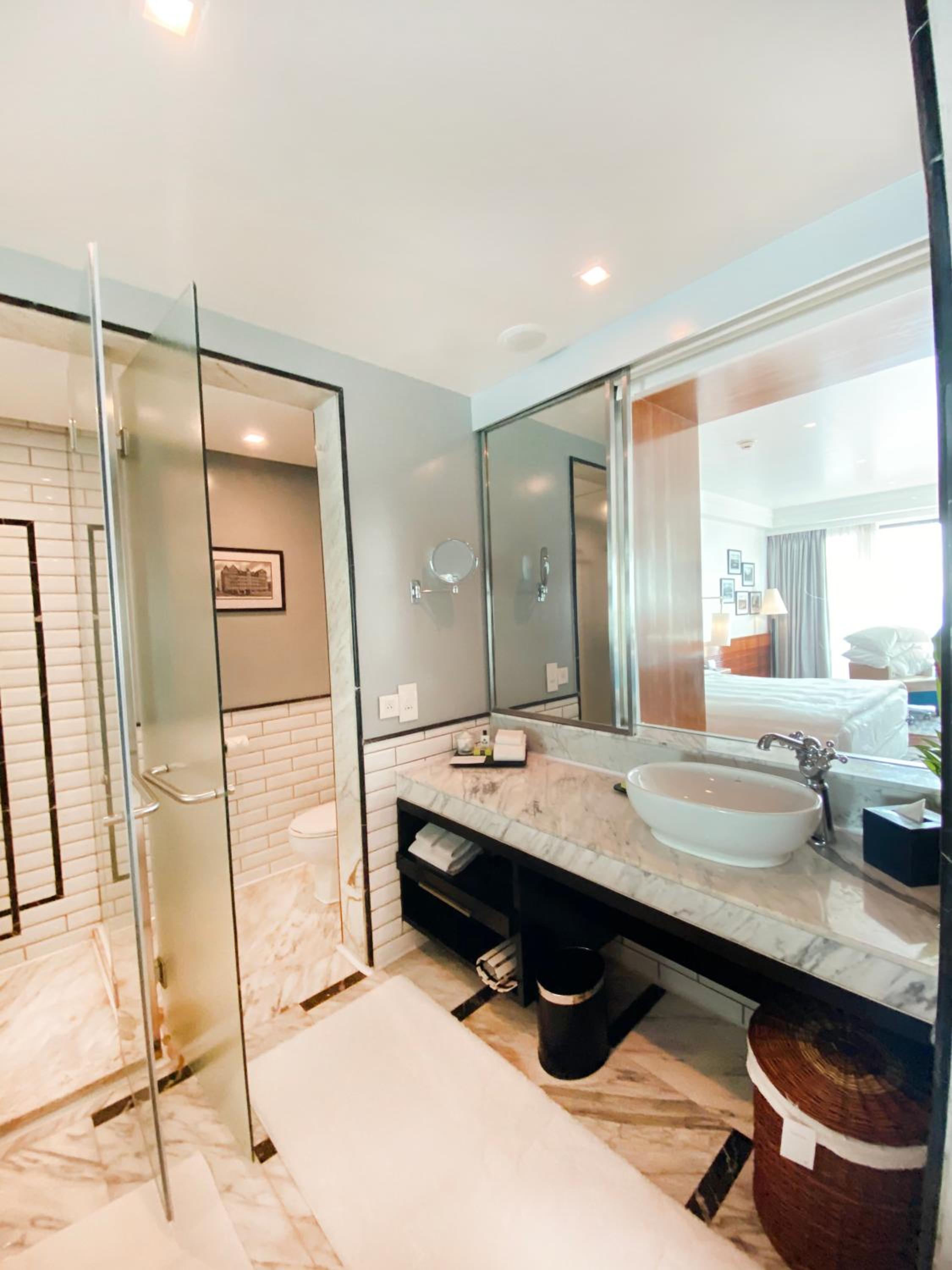 Premium Twin Room with Sea View - Photo 15