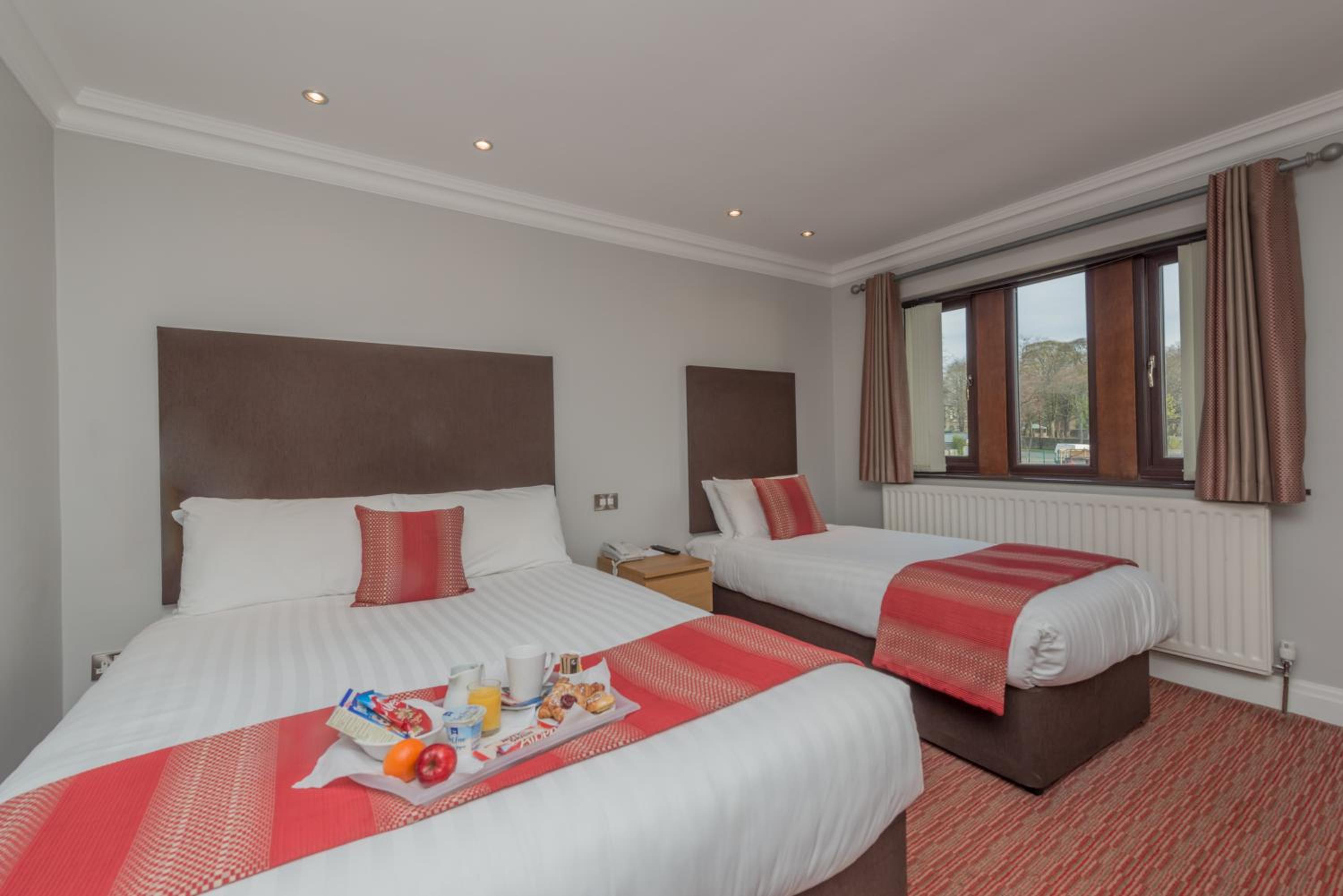 Standard Family Triple Room - Non-Smoking - Photo 7
