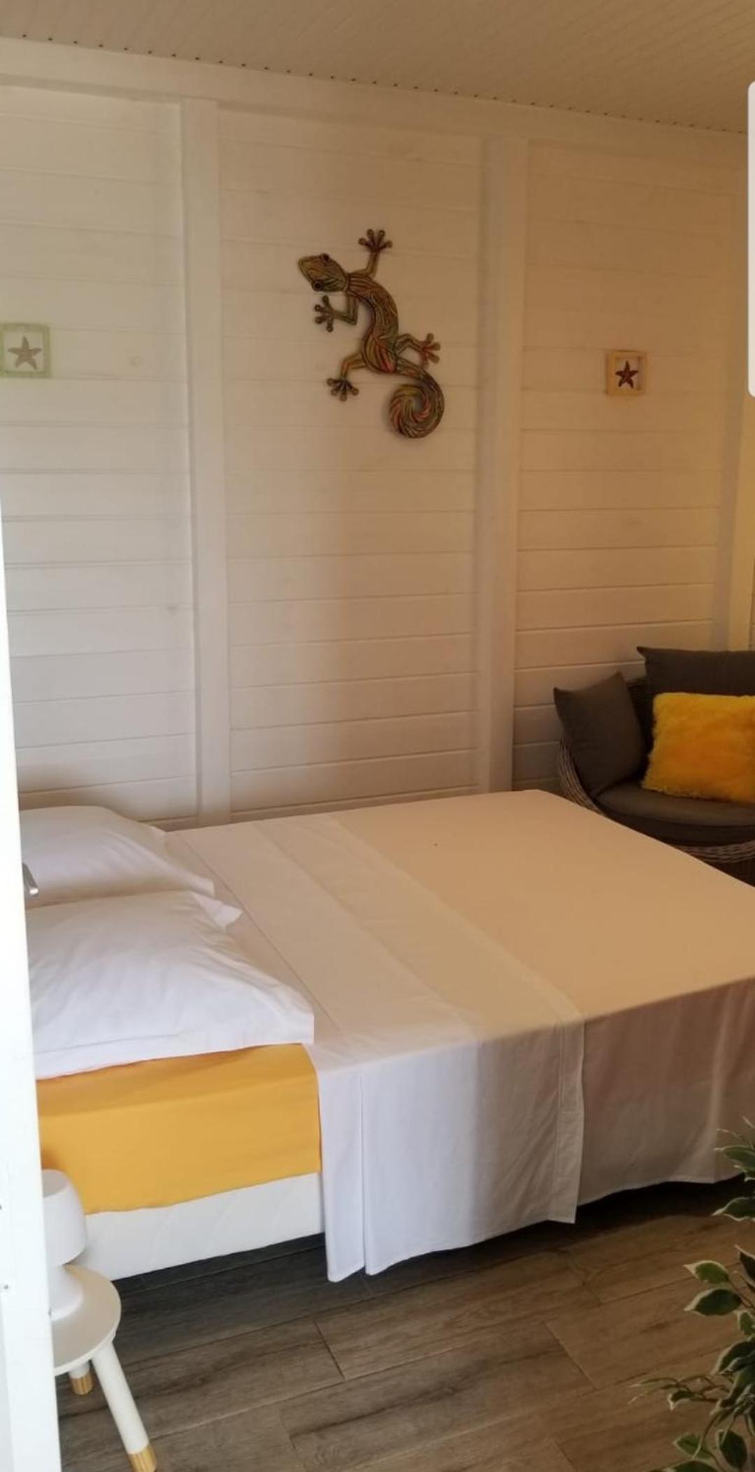 Two-Bedroom House photo 2