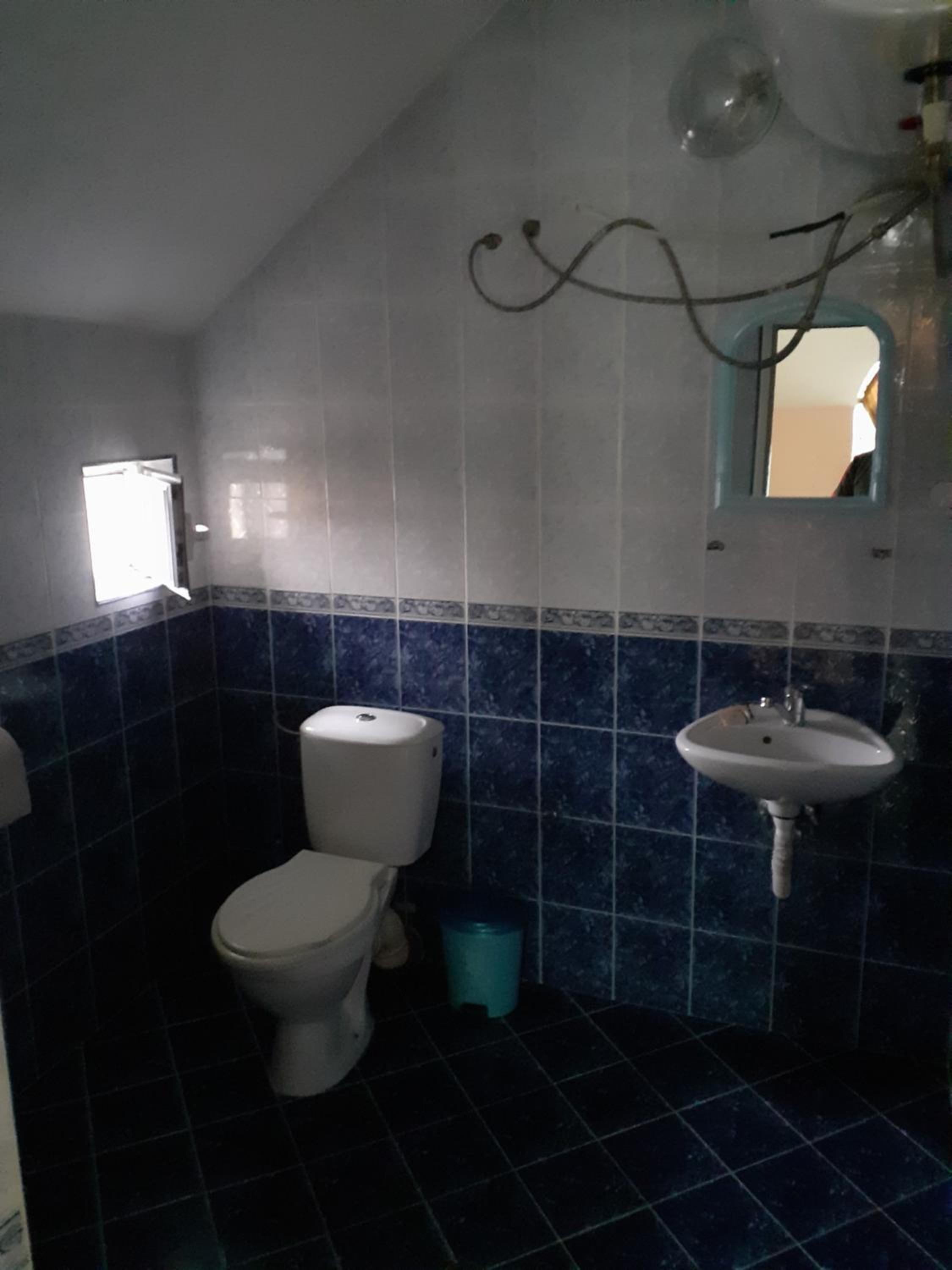 Double Room with Balcony - Photo 4