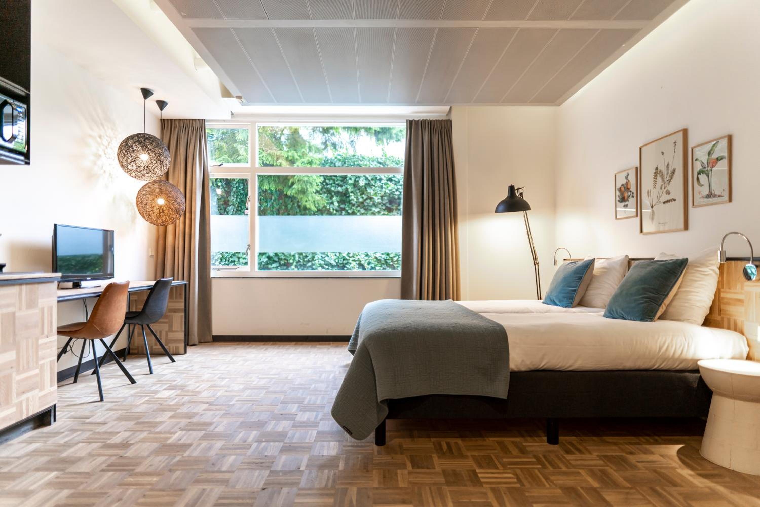 Large Twin Room photo 1