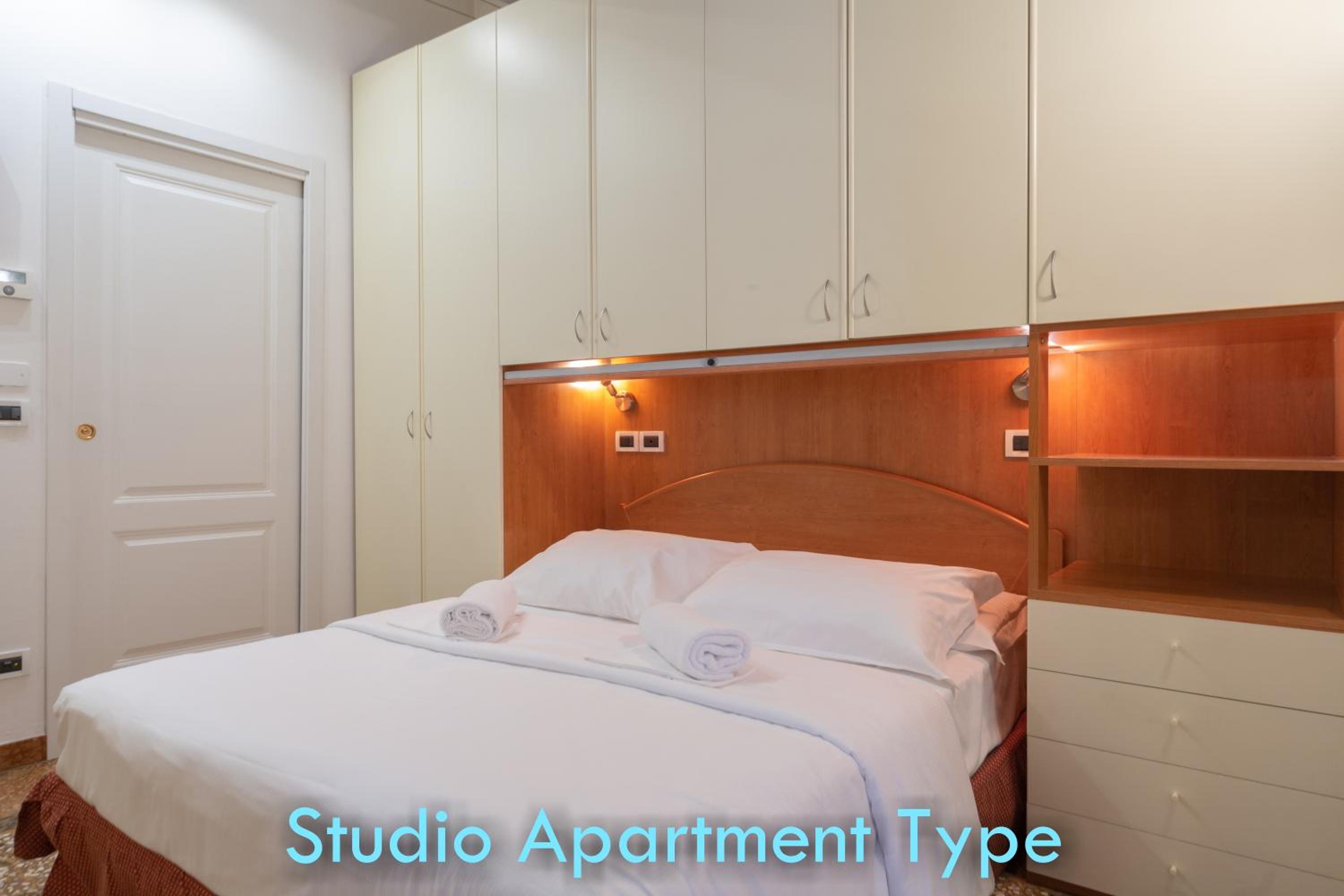 Superior Studio with Lift