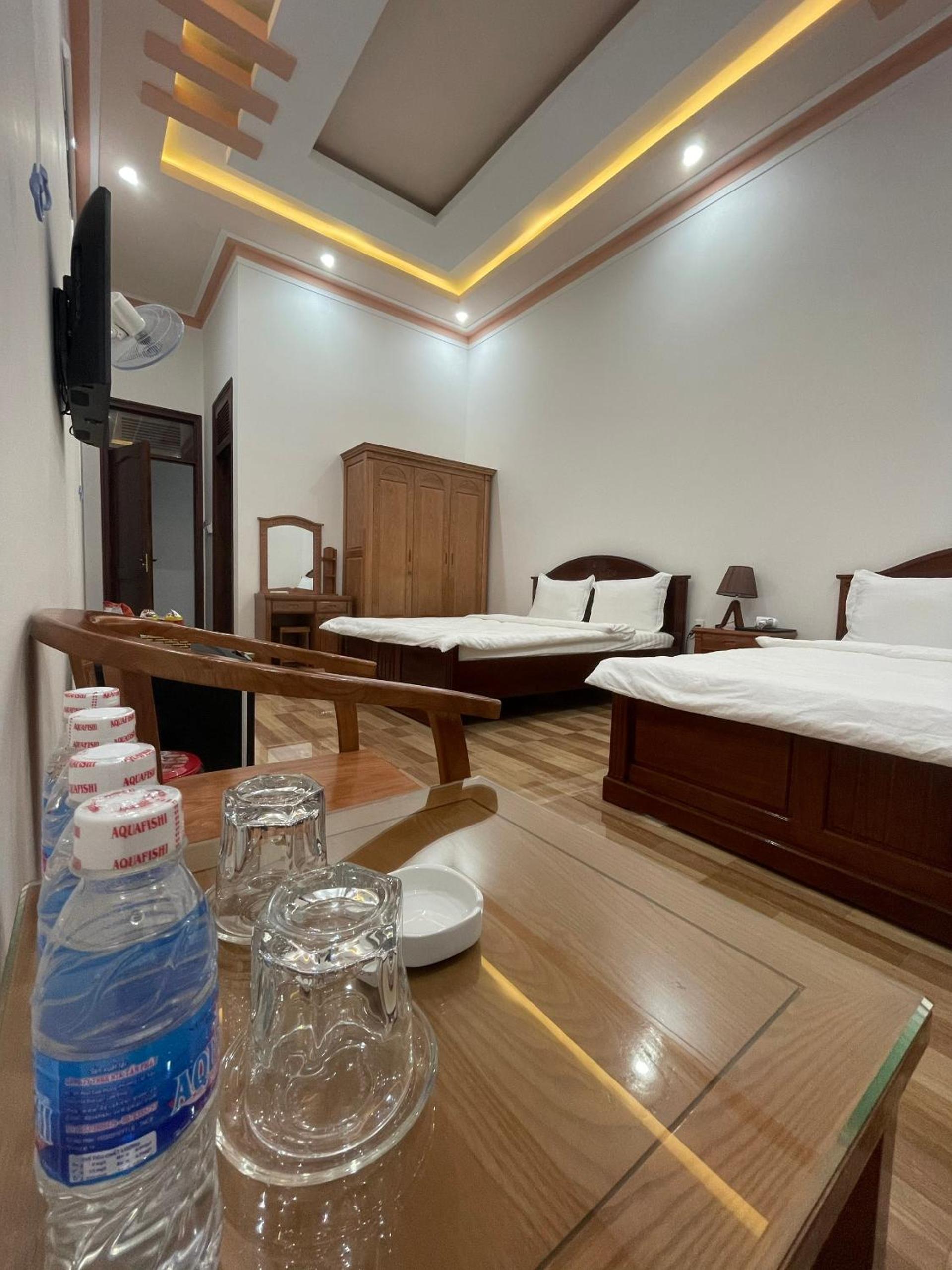 Deluxe Queen Room with Two Queen Beds photo 1