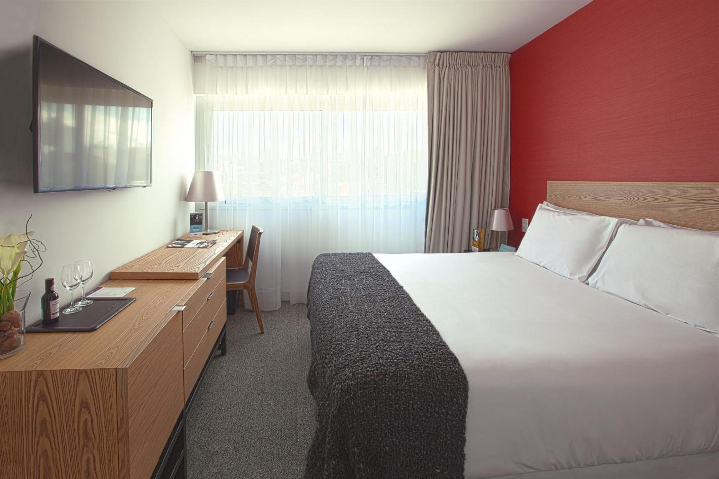 Standard Queen Room photo 1