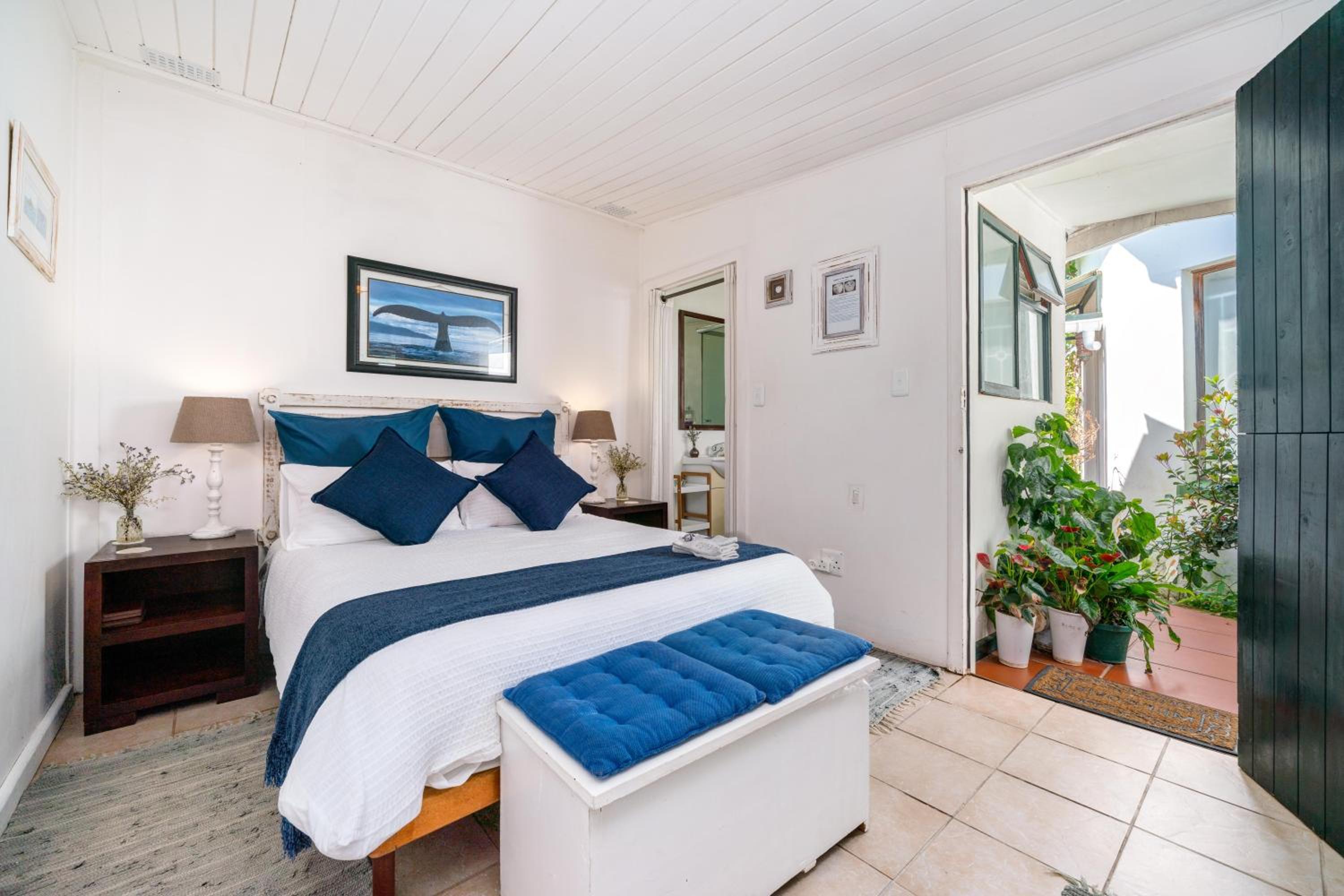Double Room with Private Bathroom photo 1