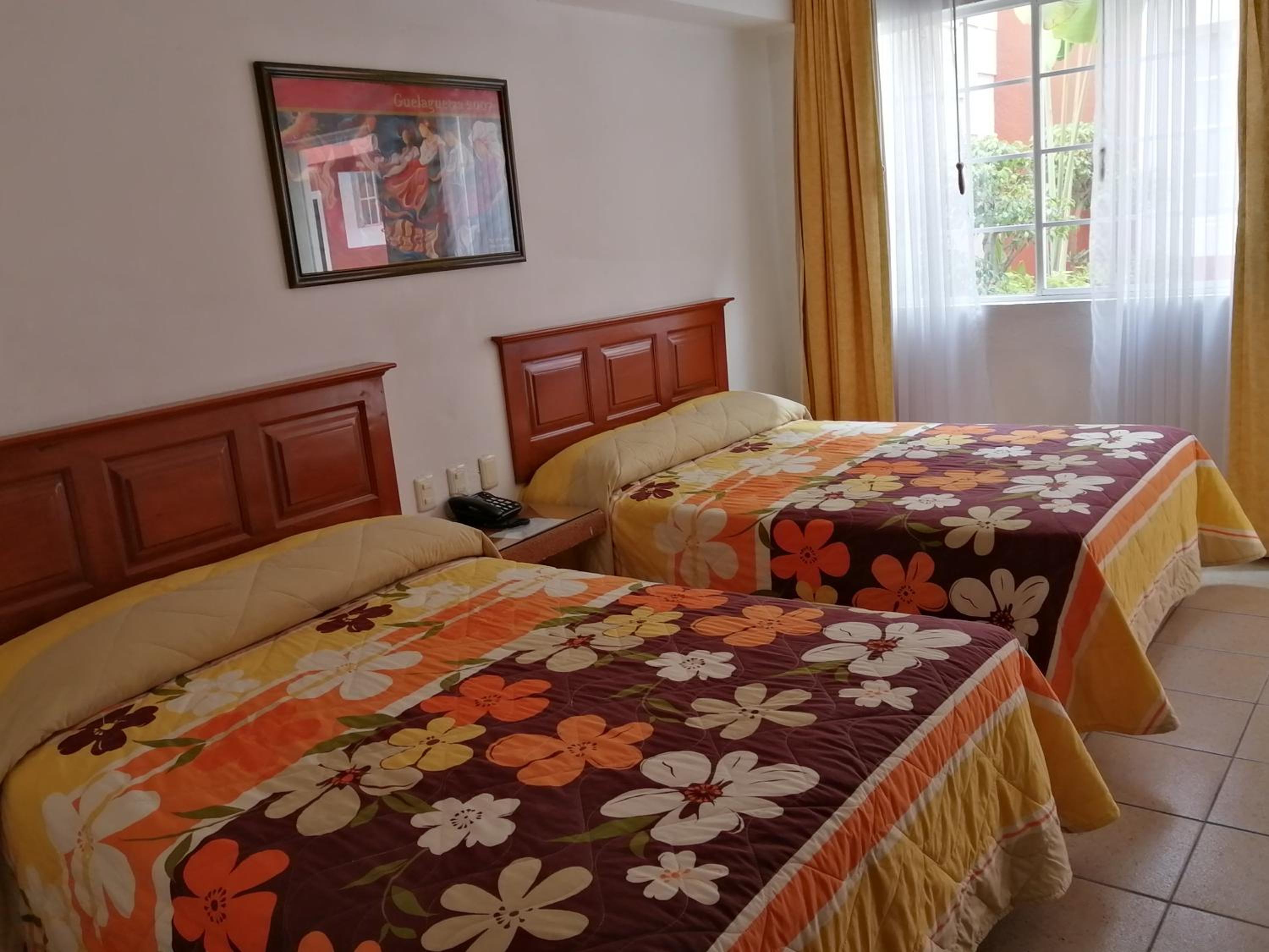 Double Room with Two Double Beds photo 3
