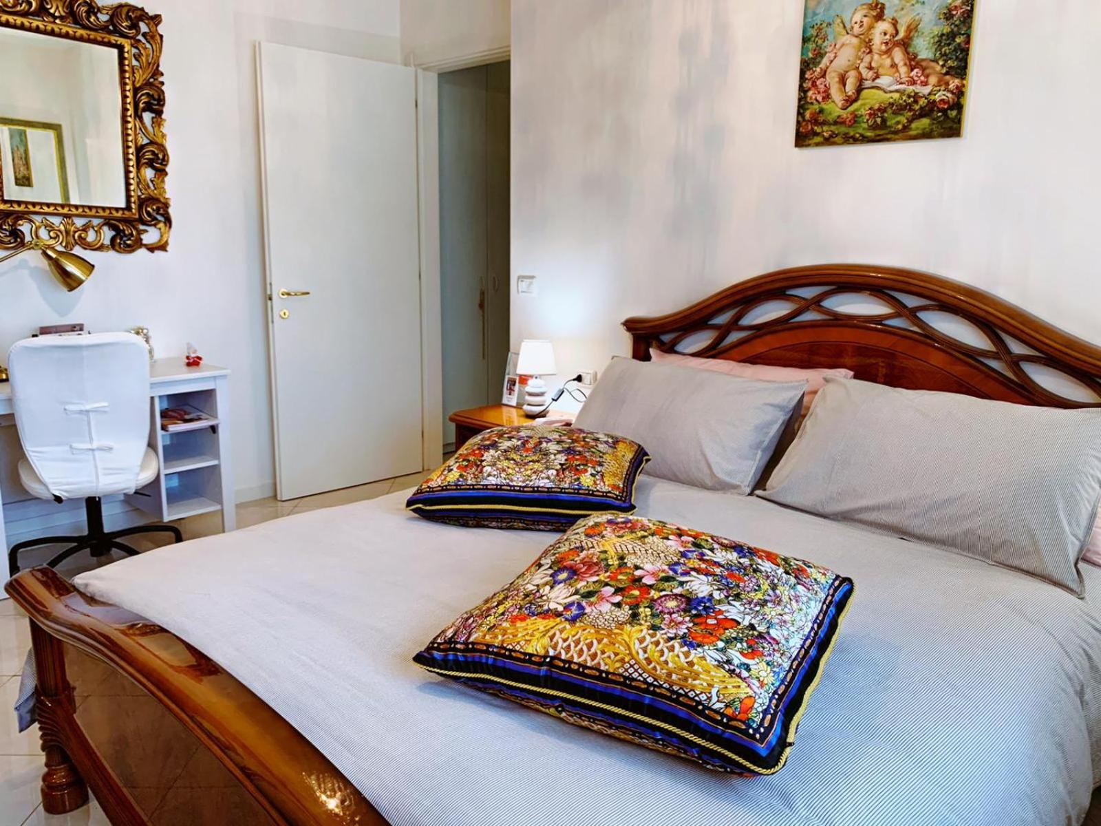 One-Bedroom Apartment - Photo 20