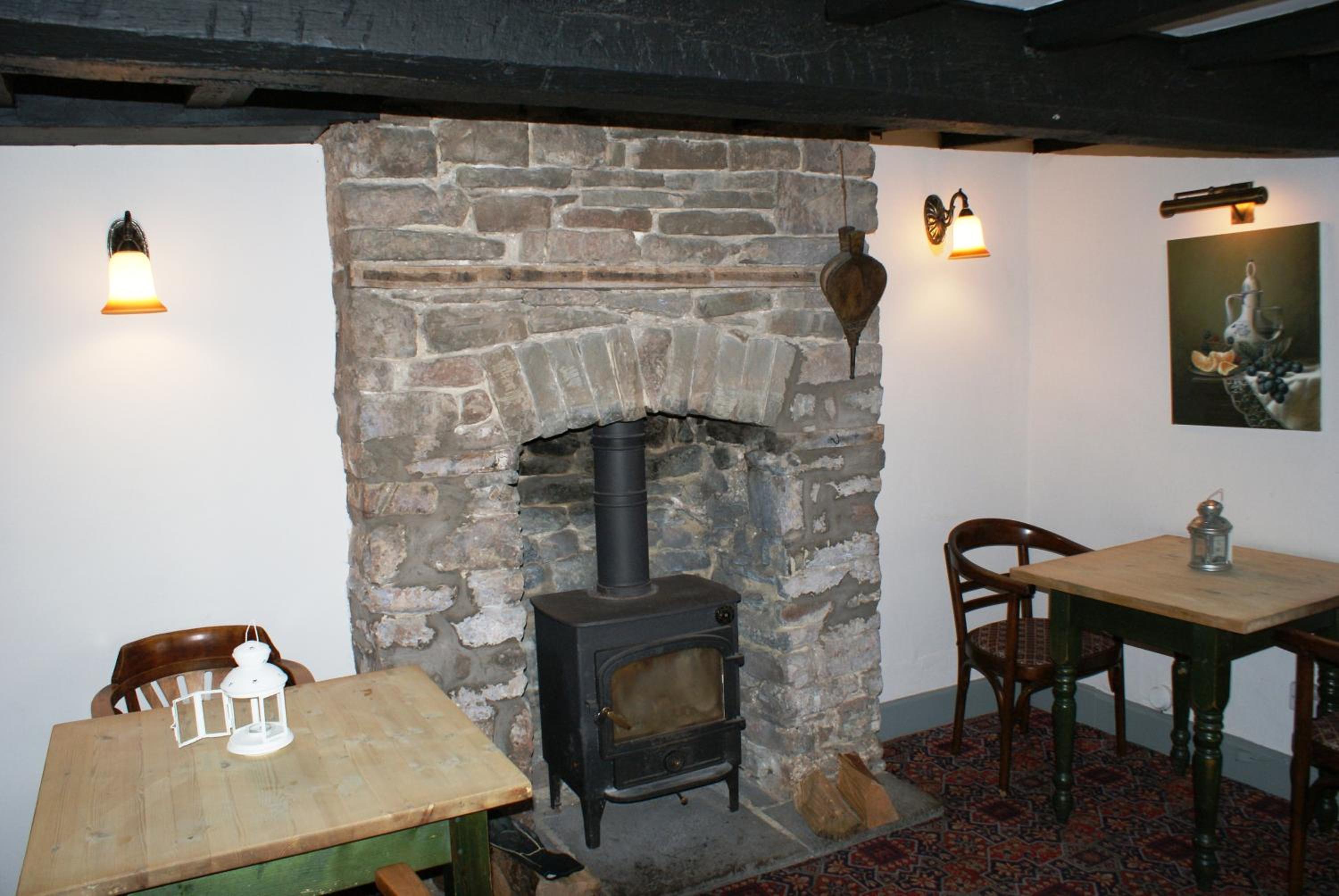 Double Room - Photo 7
