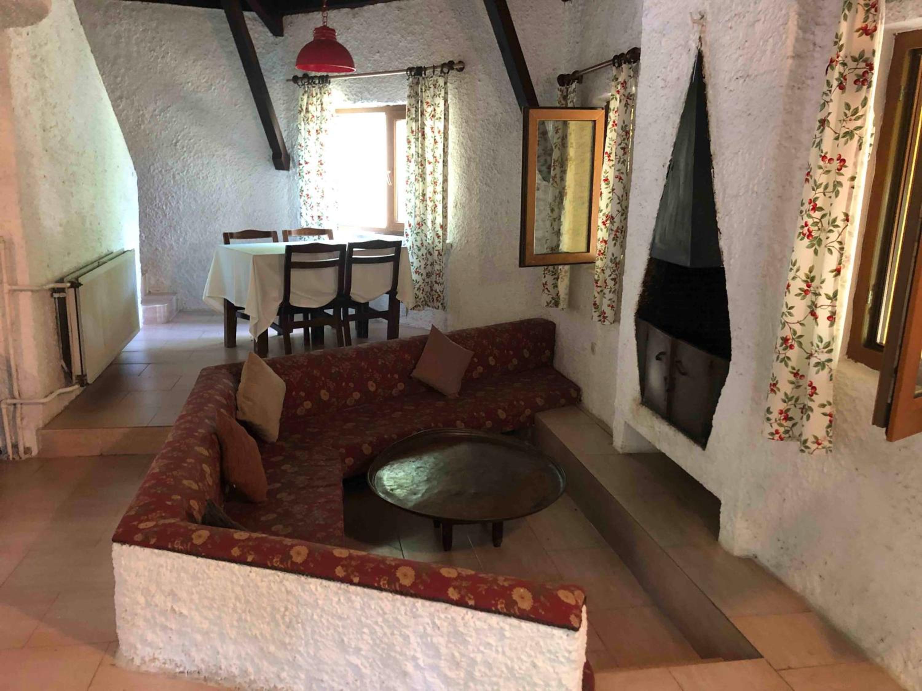 Villa photo 1